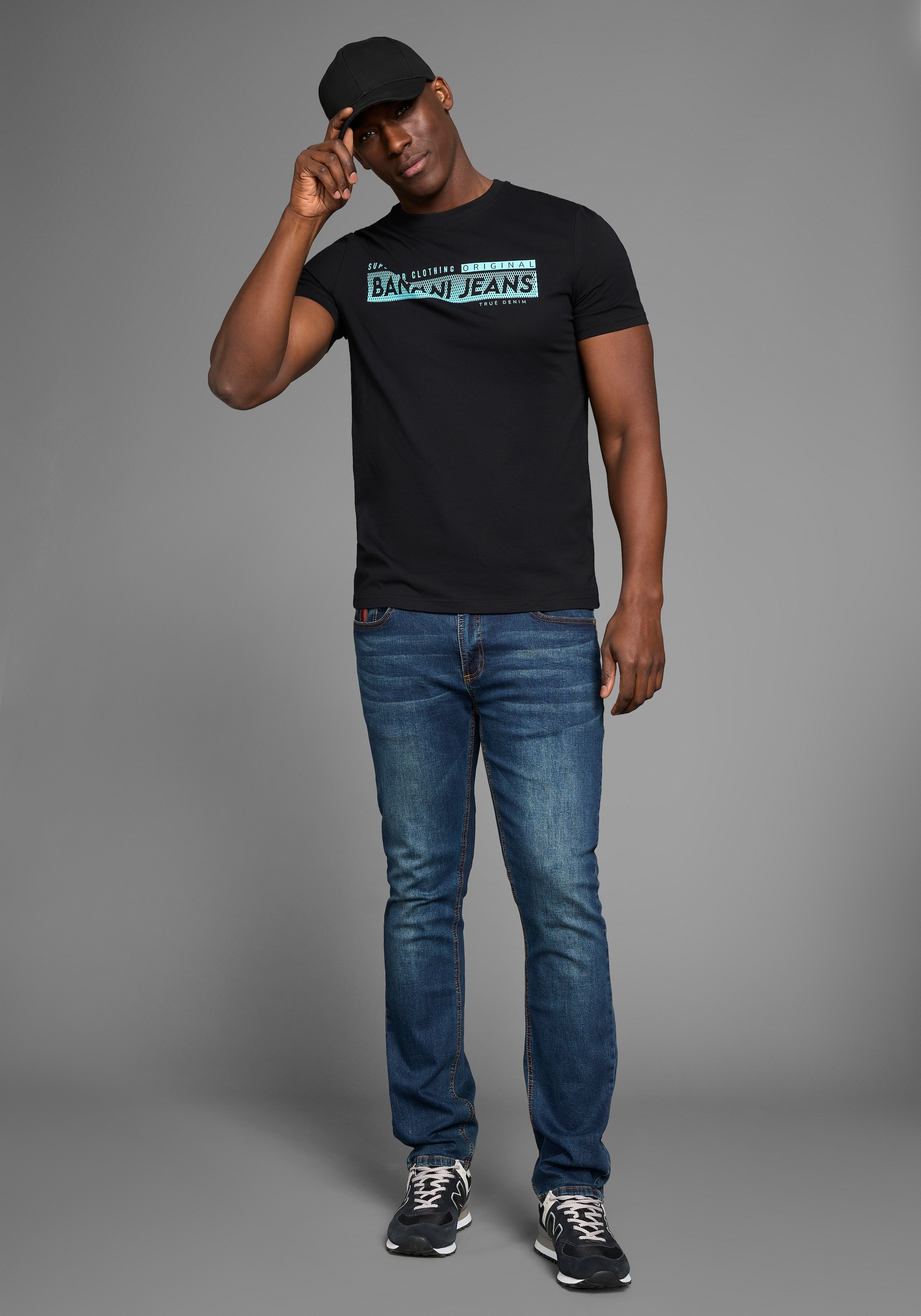 Bruno Banani T-Shirt, T-Shirt in schmaler Passform