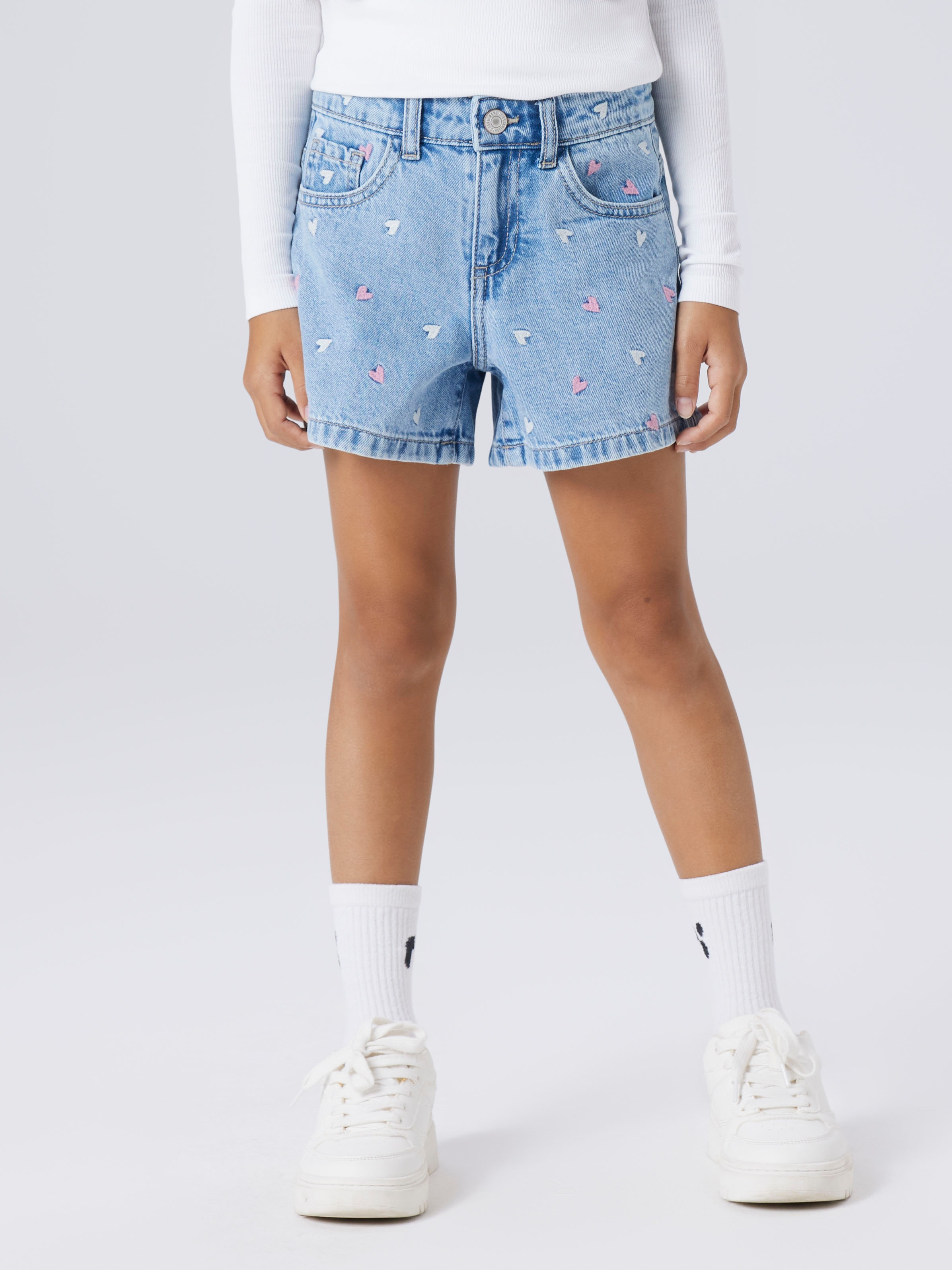 Name It Jeansshorts "Nkfbella Reg Dnm Shorts 3674-Be Noos" Baumwolle, Verstellbarer Bund, Bestickte Details