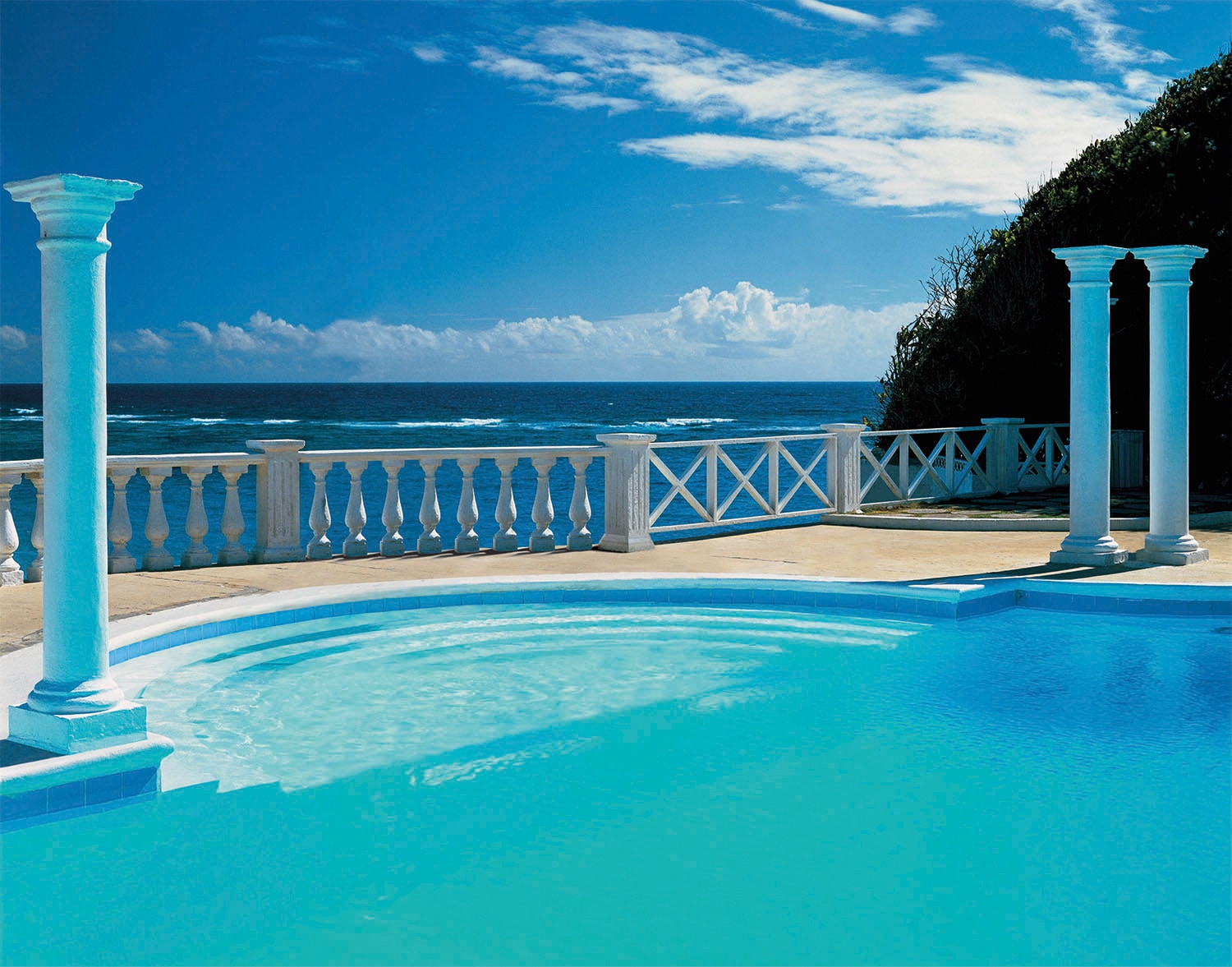 Papermoon Fototapete "Pool View" glatt