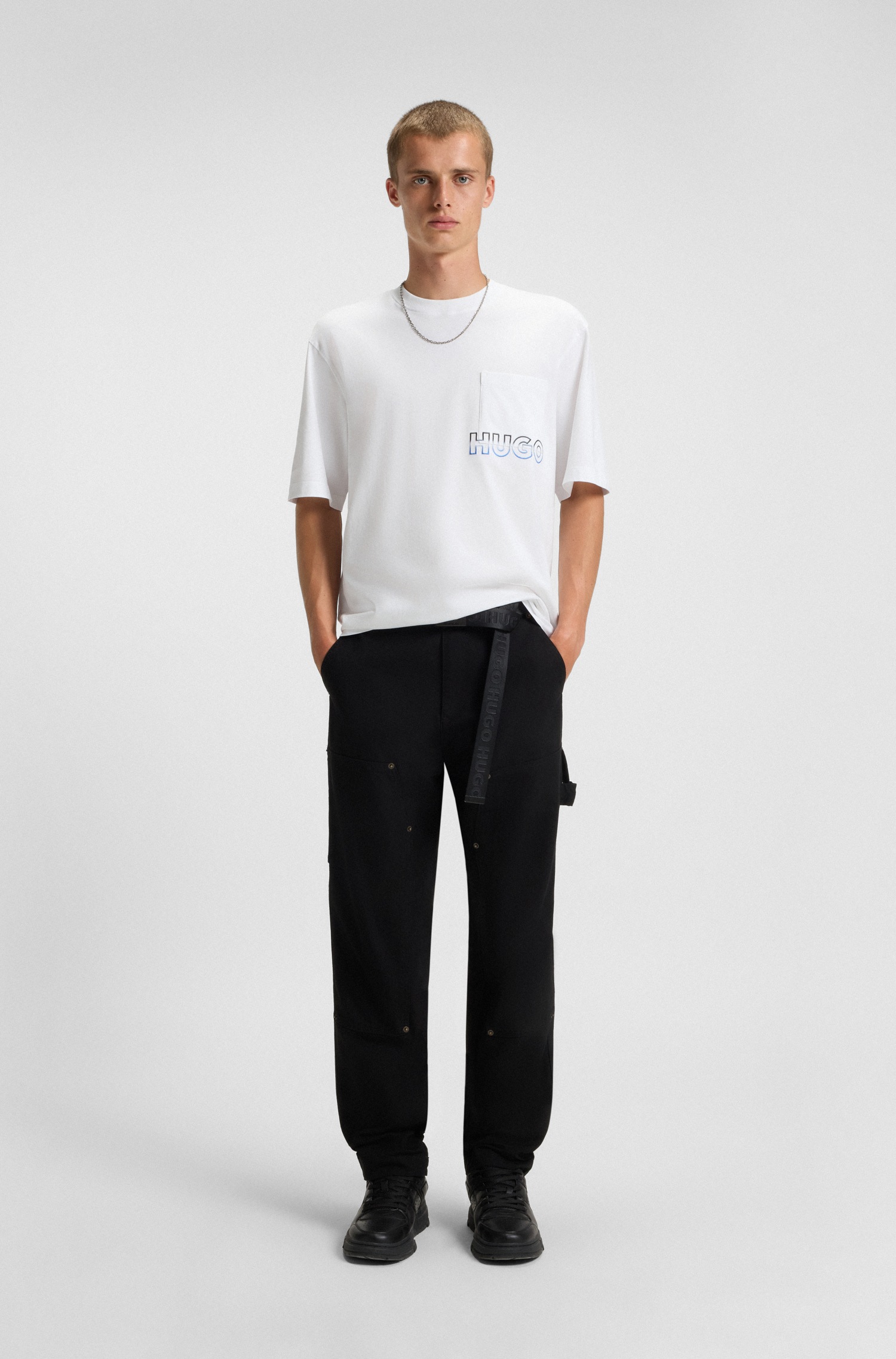 Thumbnail - HUGO Blue T-Shirt "Nogoste" Rundhalsausschnitt, regular fit, Brusttasche