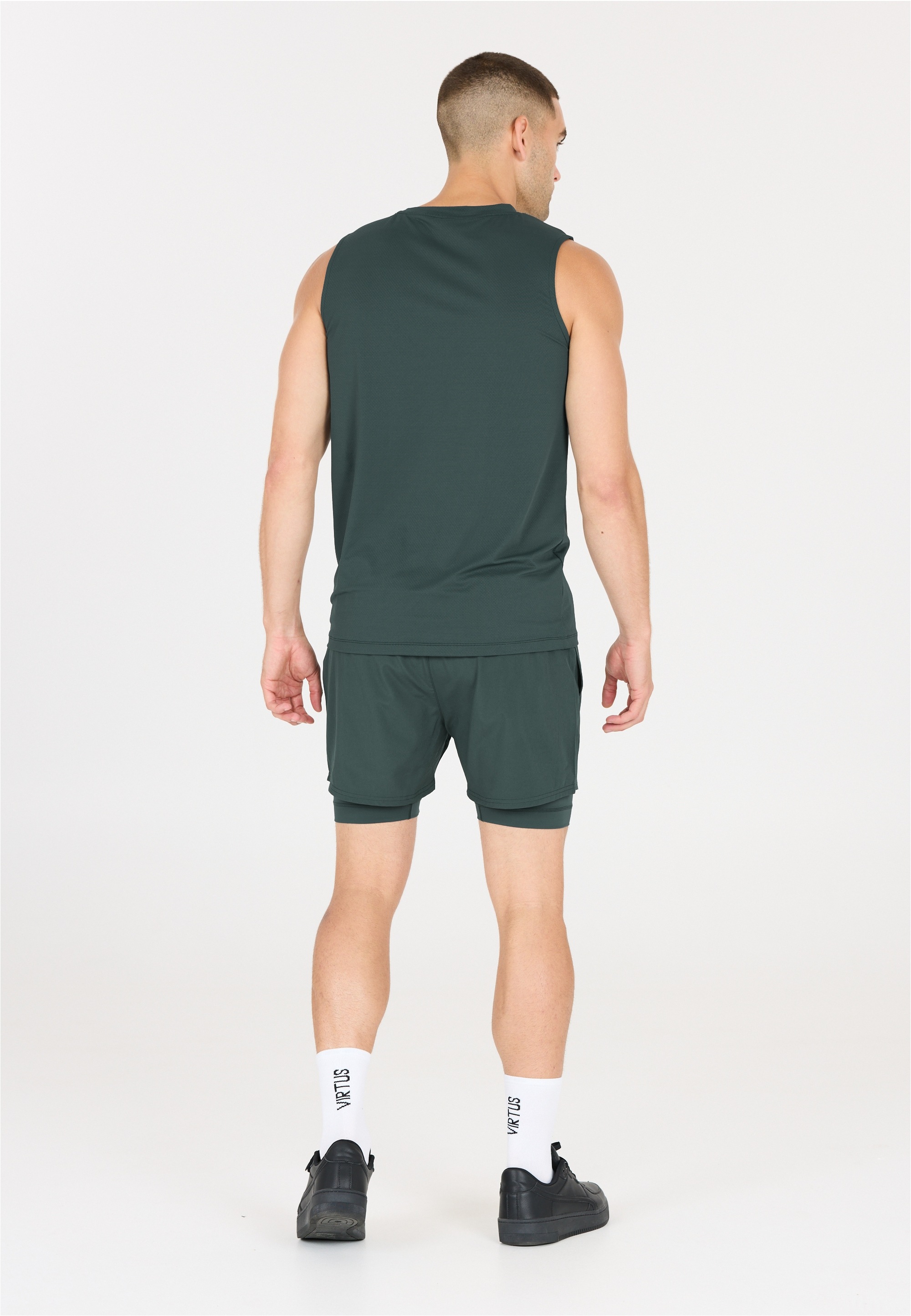 Virtus Shorts »Zayne«, mit 4-Wege-Stretch und Innenhose