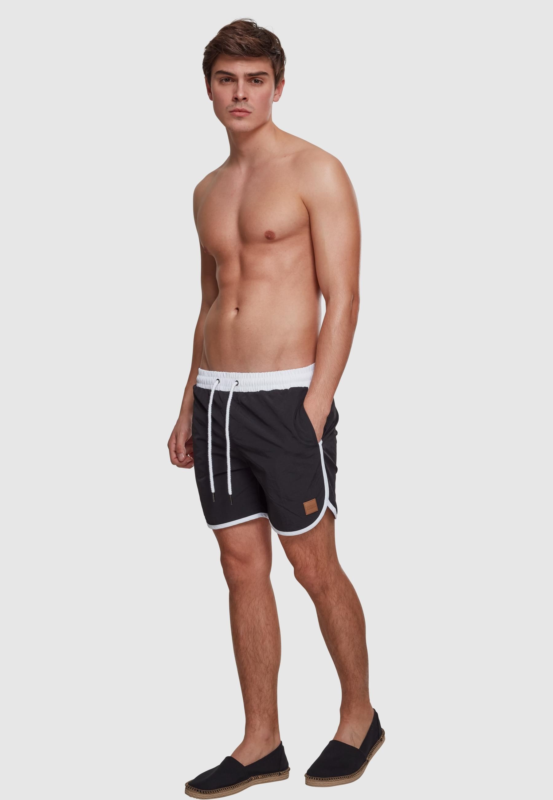URBAN CLASSICS Badeshorts »Urban Classics Herren Retro Swimshorts«
