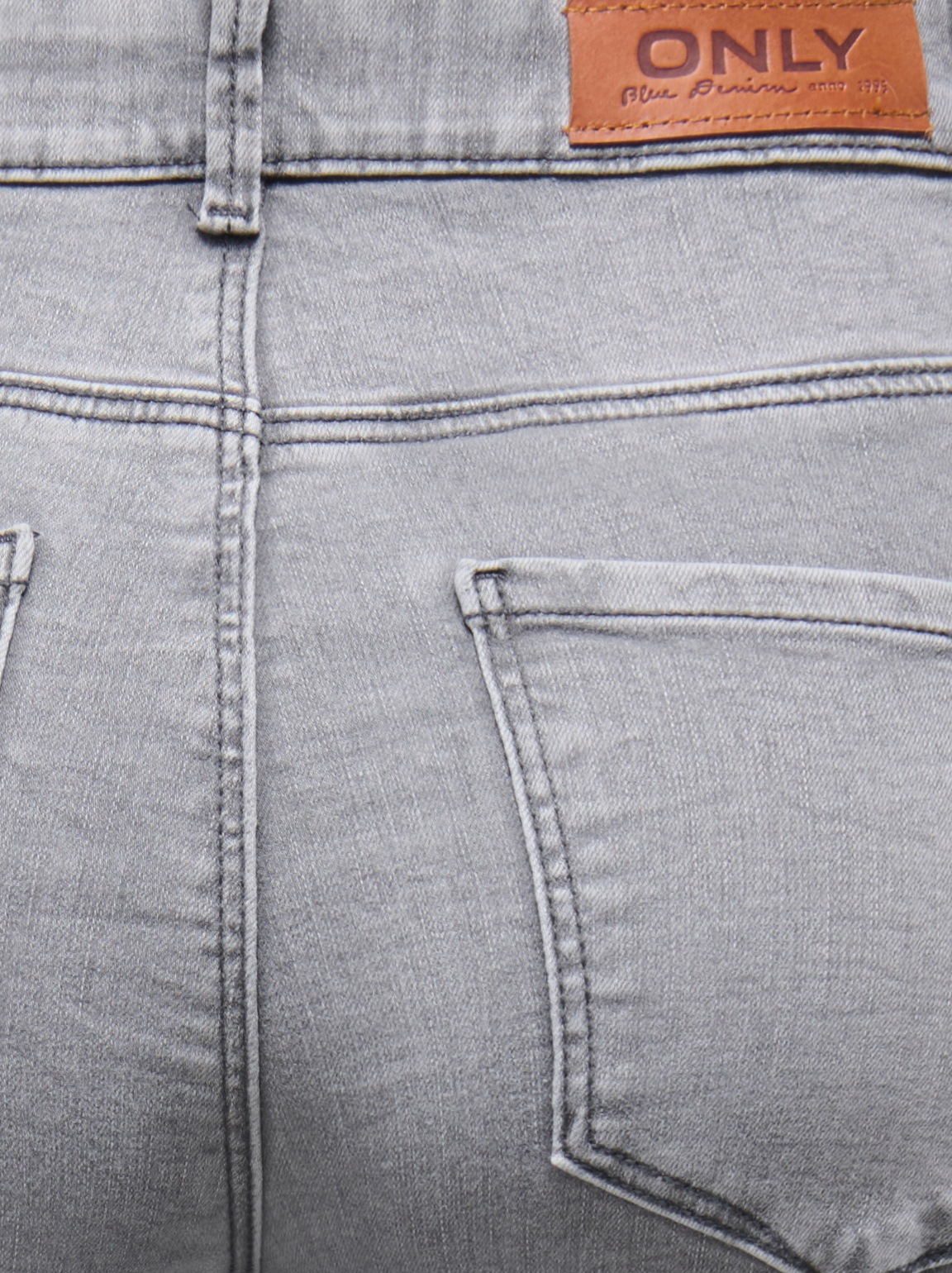 ONLY Bootcut-Jeans »ONLLUSH MW RETRO FLARED DNM« Materialmix, bootcut fit, Regular Waist, 
Retro-Fit