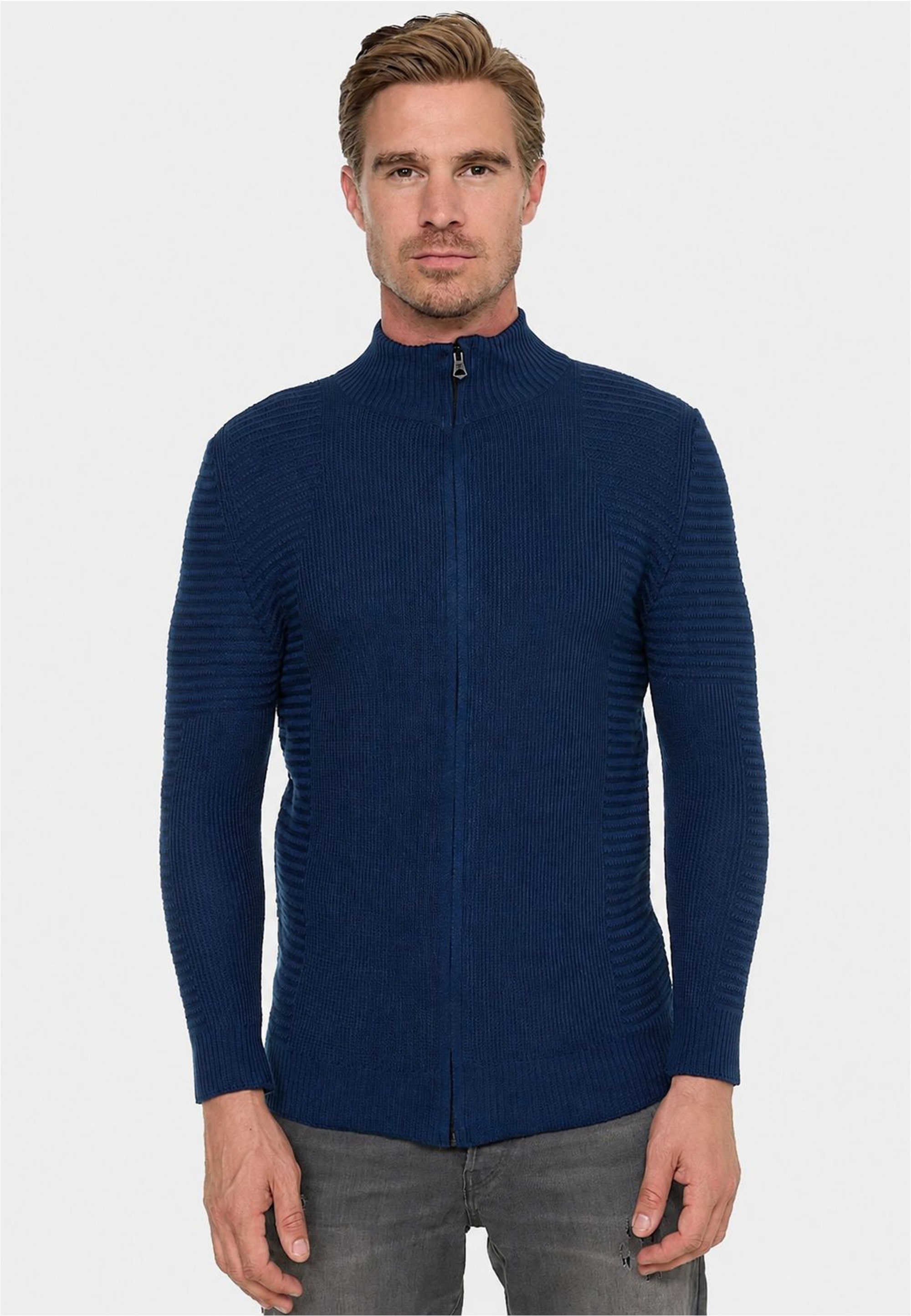Rusty Neal "Knitwear" mit klassischem Stehkragen