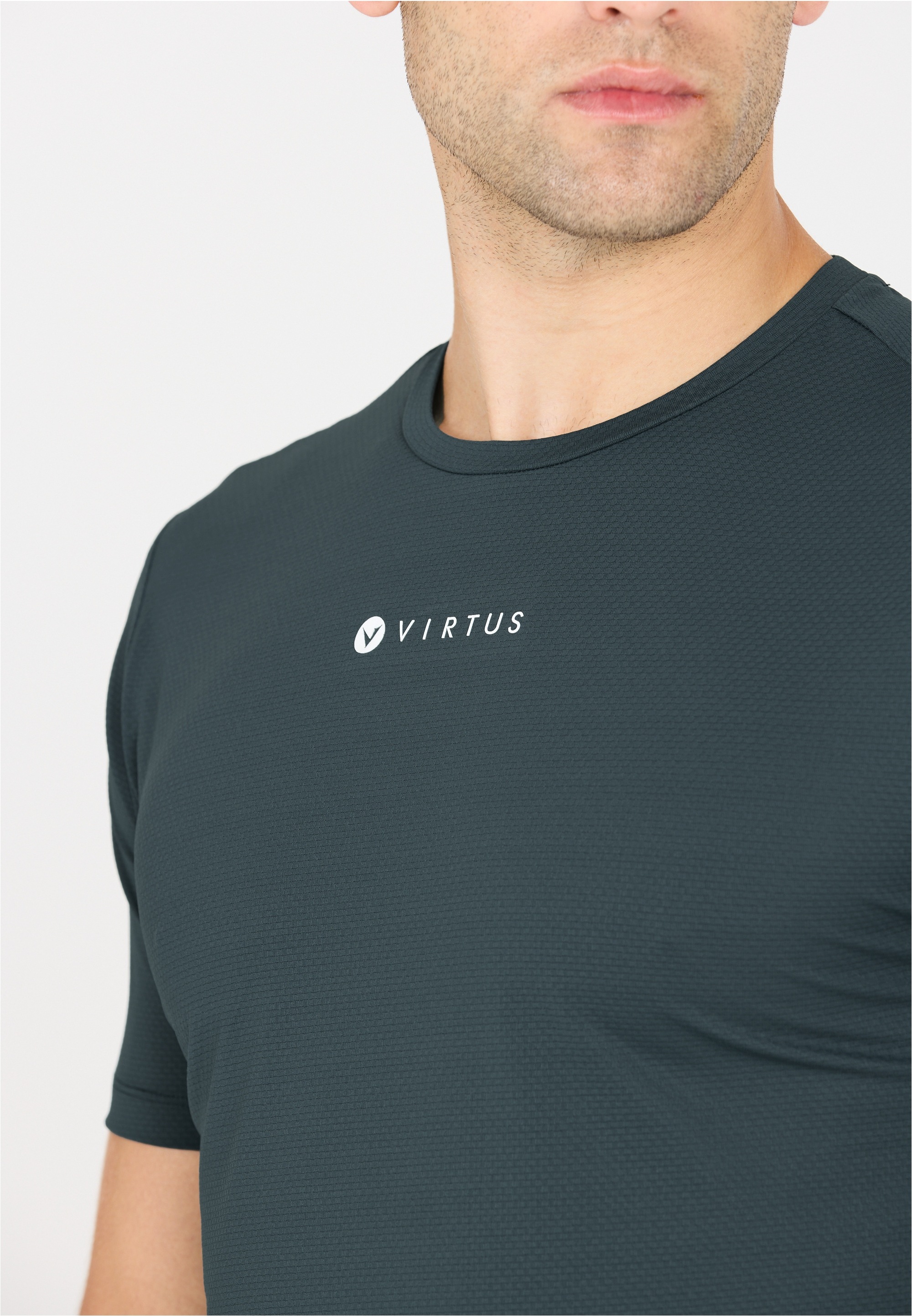 Virtus Funktionsshirt »Roger«, mit antibakterieller Silver -Technologie