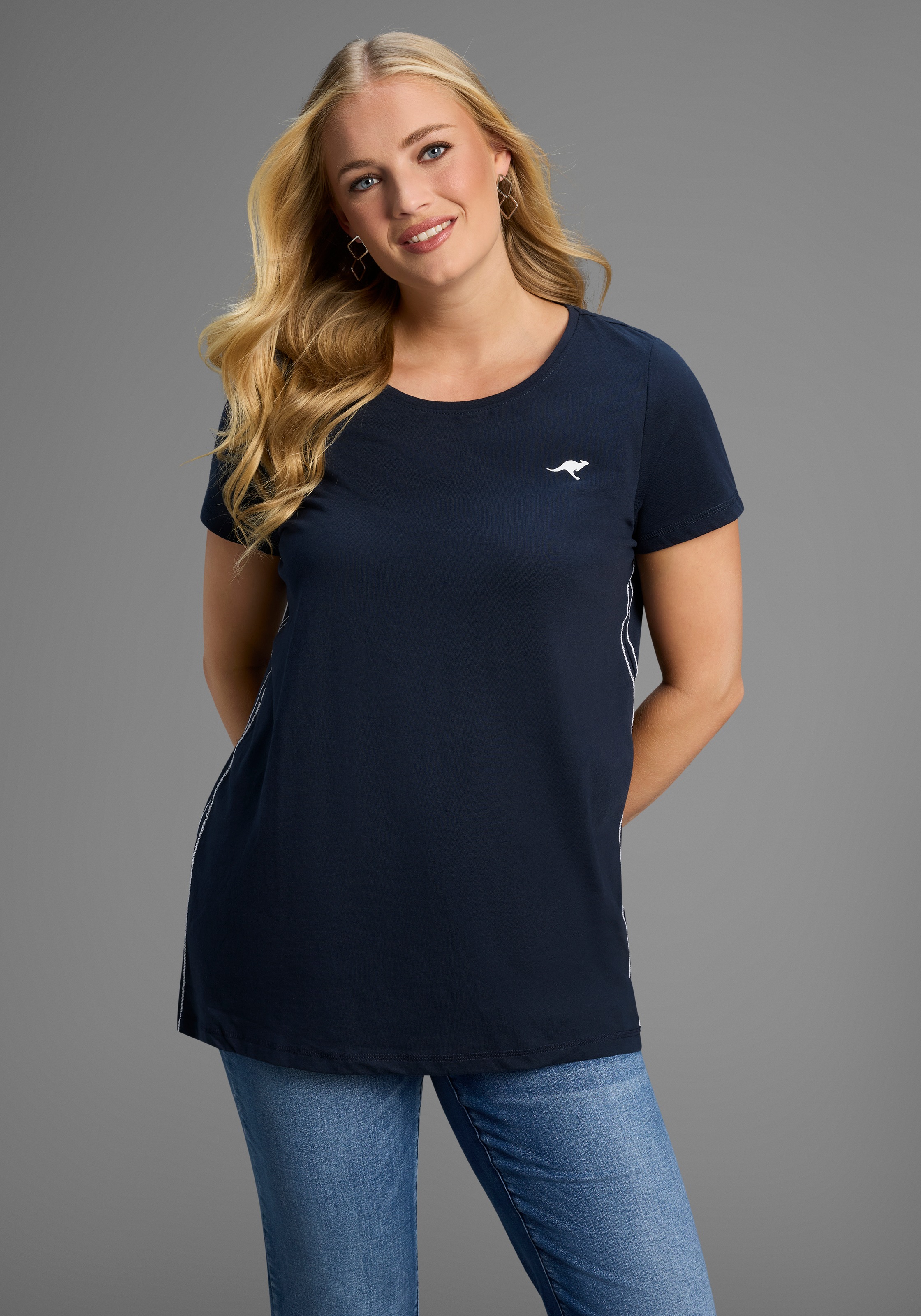 KangaROOS Longshirt, (Packung, 2 tlg., 2er-Pack), Kurzarm, figurumschmeichelnde Passform