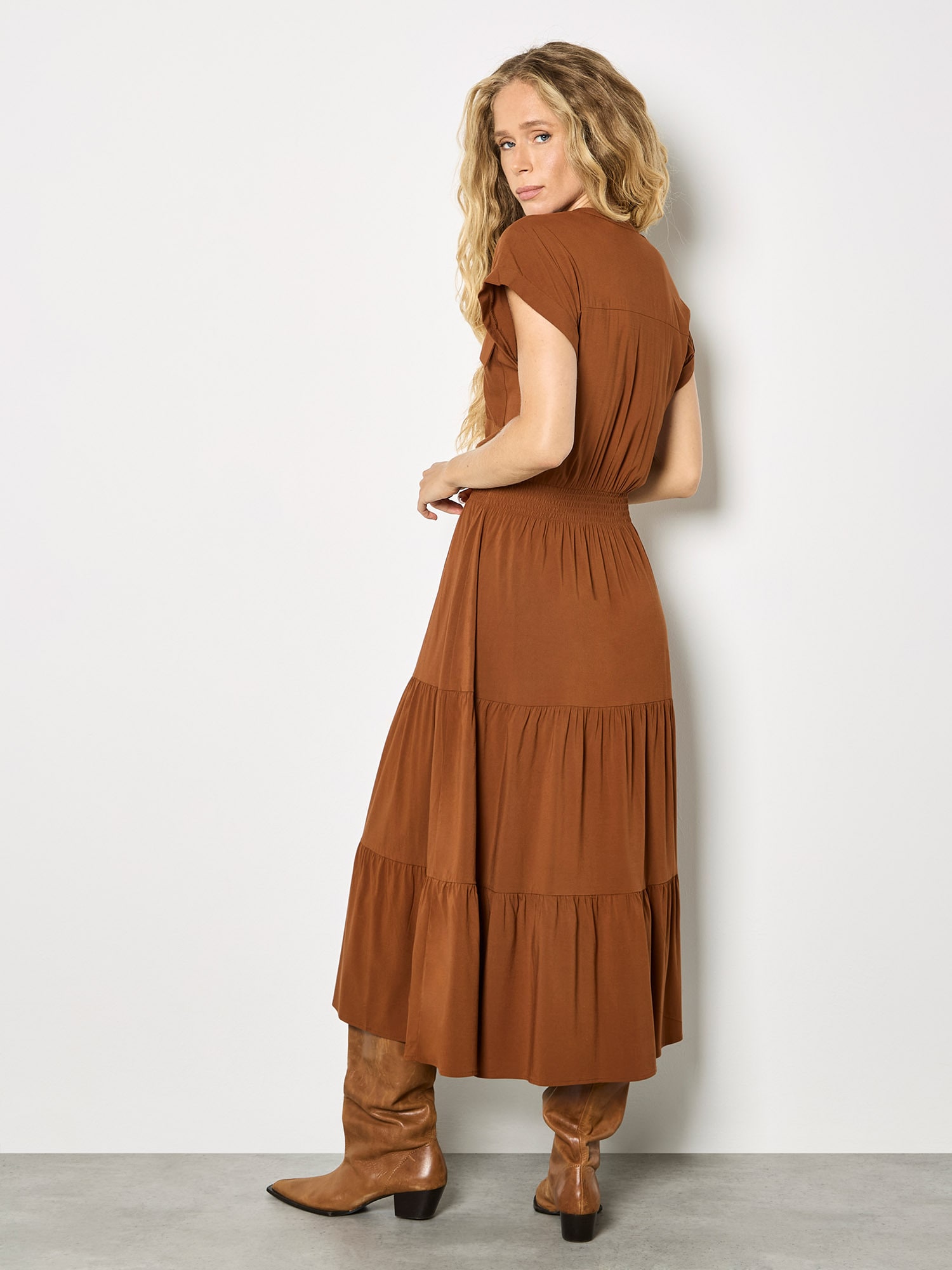Apricot Midikleid »Utility-Midaxi-Kleid« mit Stufen