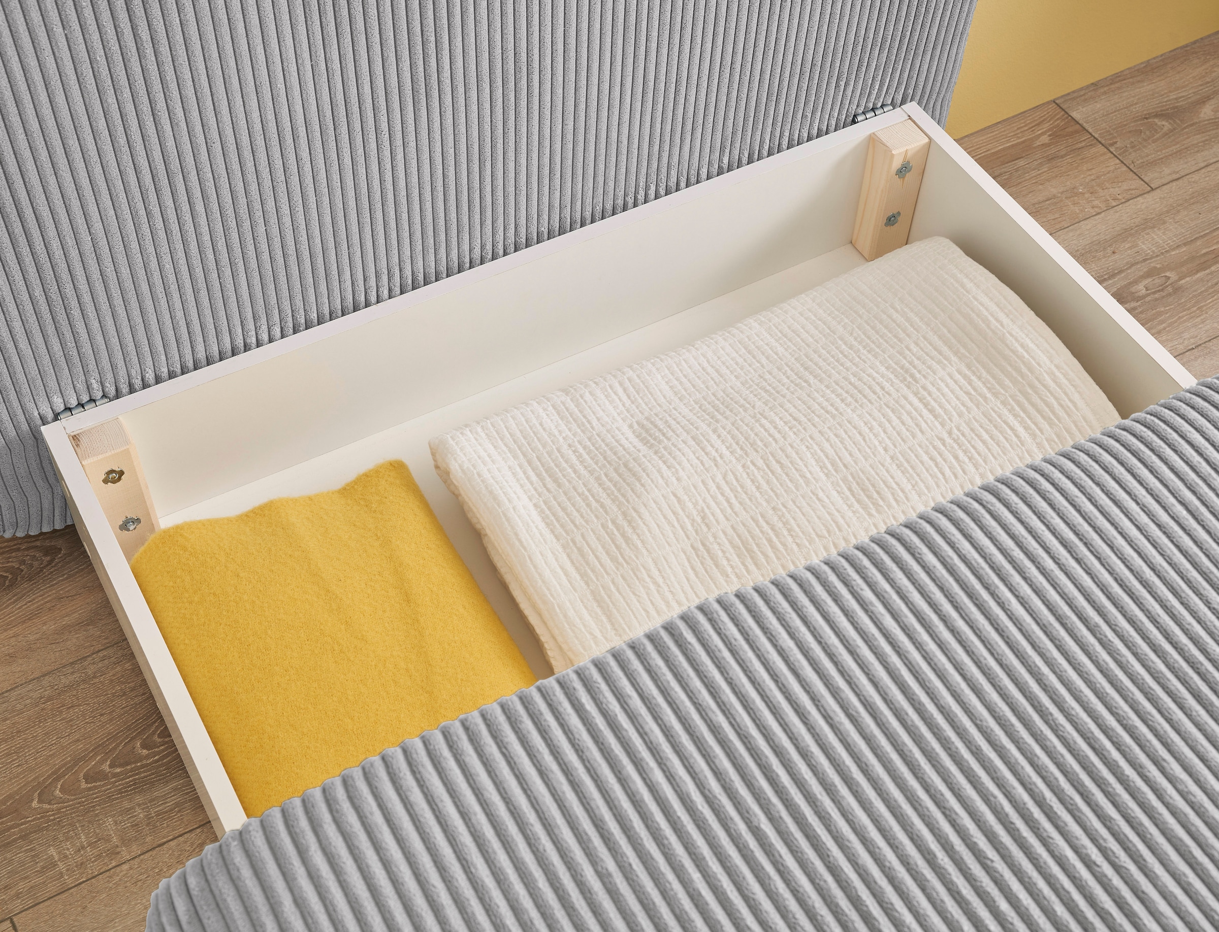 ED EXCITING DESIGN Schlafsofa »Charlie«, Schlafsessel mit Bettkasten & 1 Rückenkissen