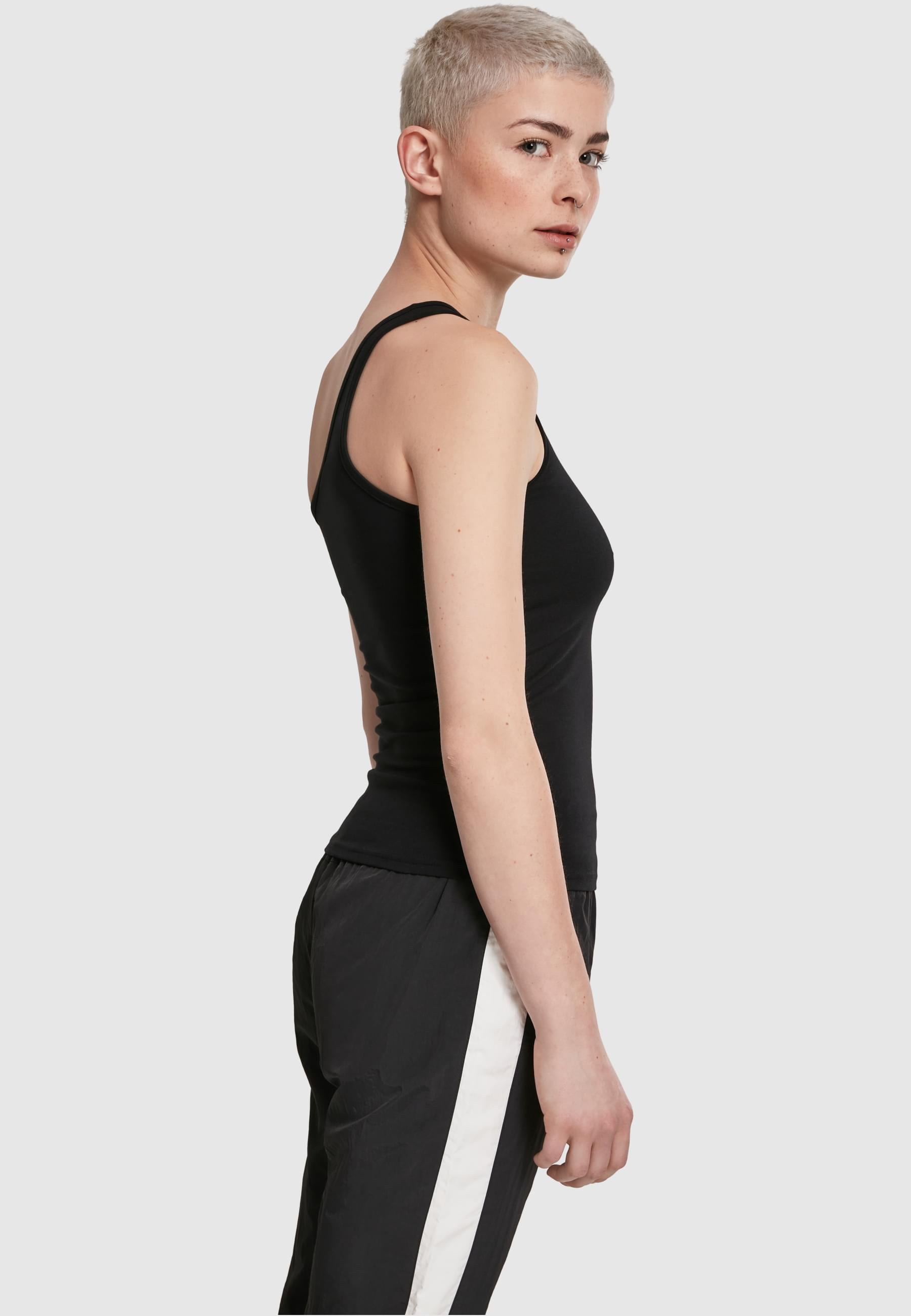 URBAN CLASSICS Muskelshirt »Urban Classics Damen Ladies Asymmetric Top«, (1 tlg.)