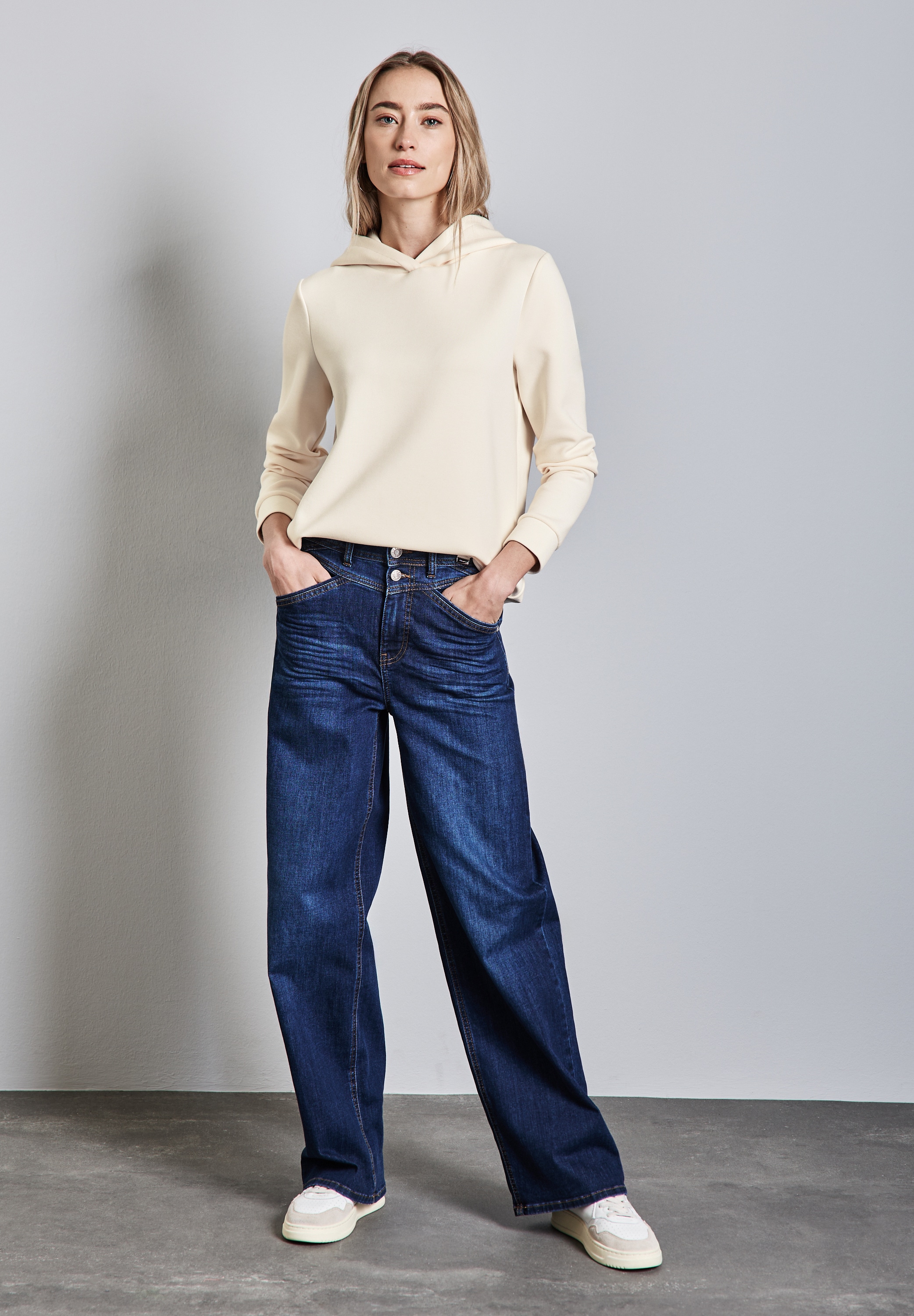 STREET ONE Hoodie su elastingas Materialmix