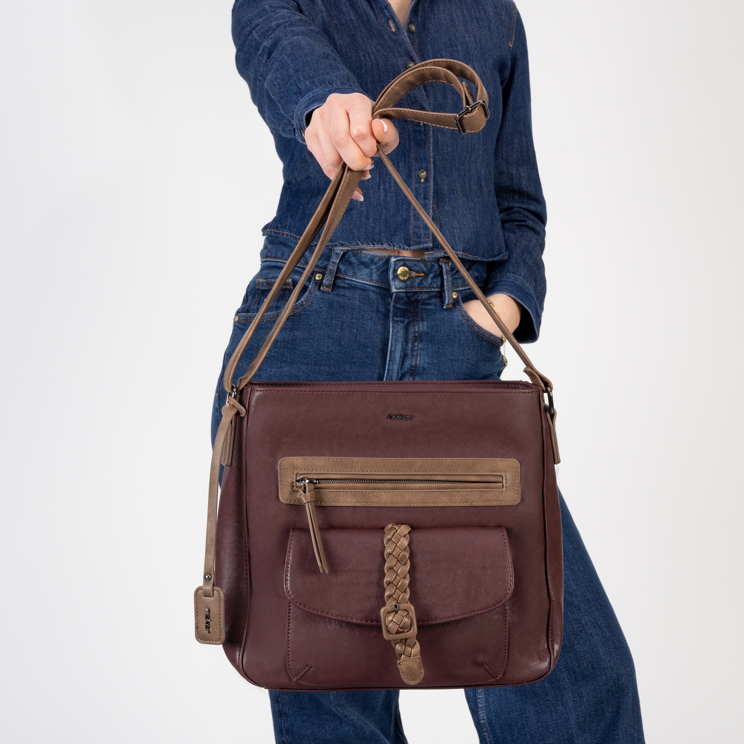 Rieker Umhängetasche Damen Schultertasche, Vortasche mit geflochtenem Riemchenverschluss