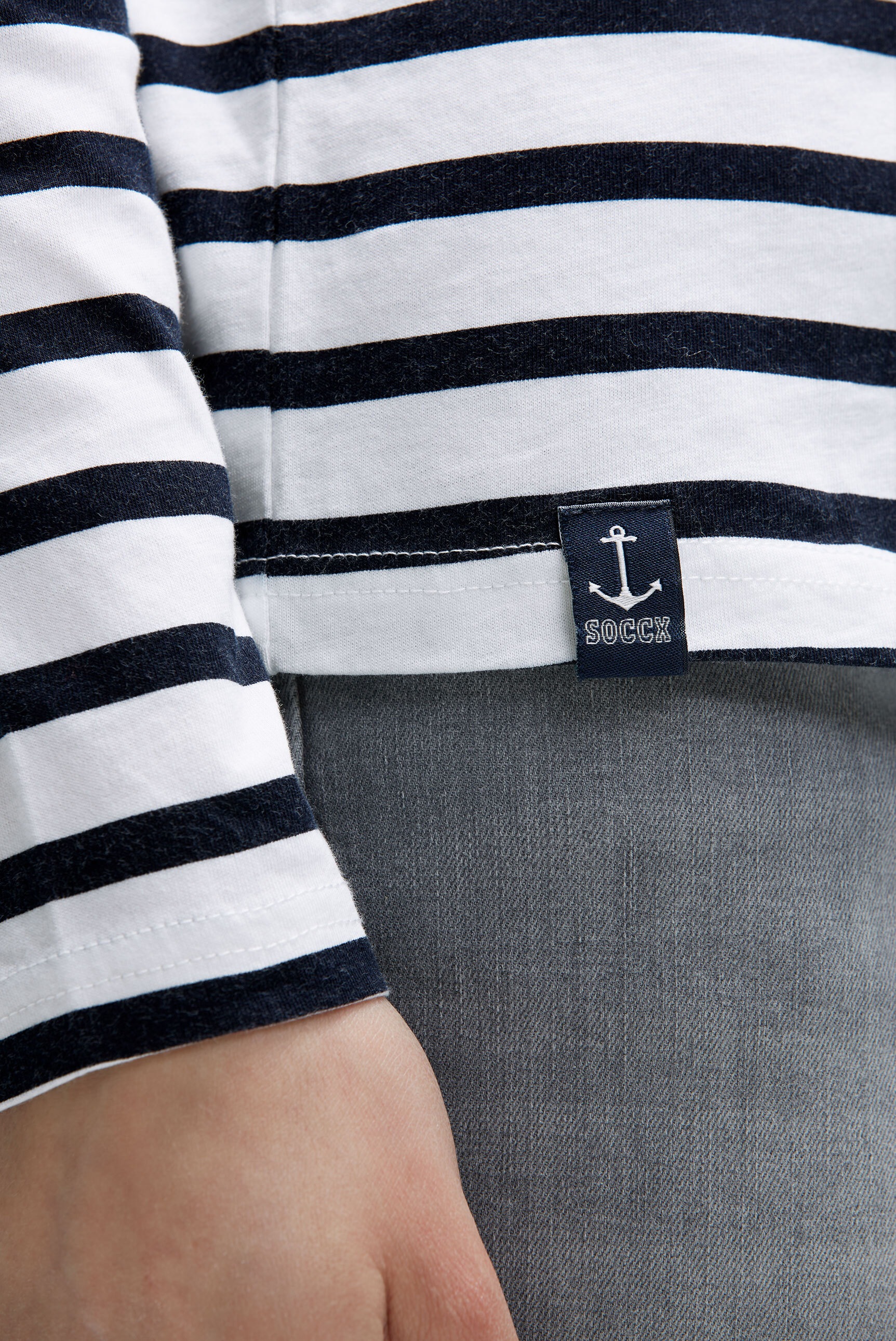 SOCCX Rundhalsshirt mit U-Boot-Ausschnitt