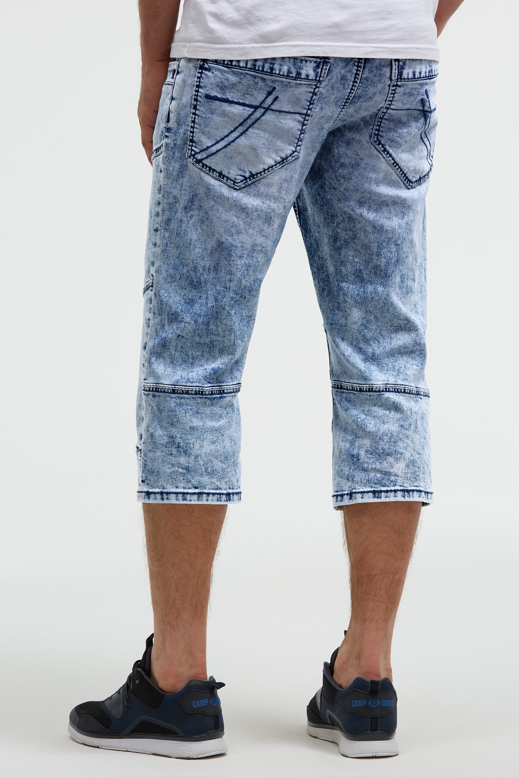 CAMP DAVID Jeansshorts mit Teilungsnähten