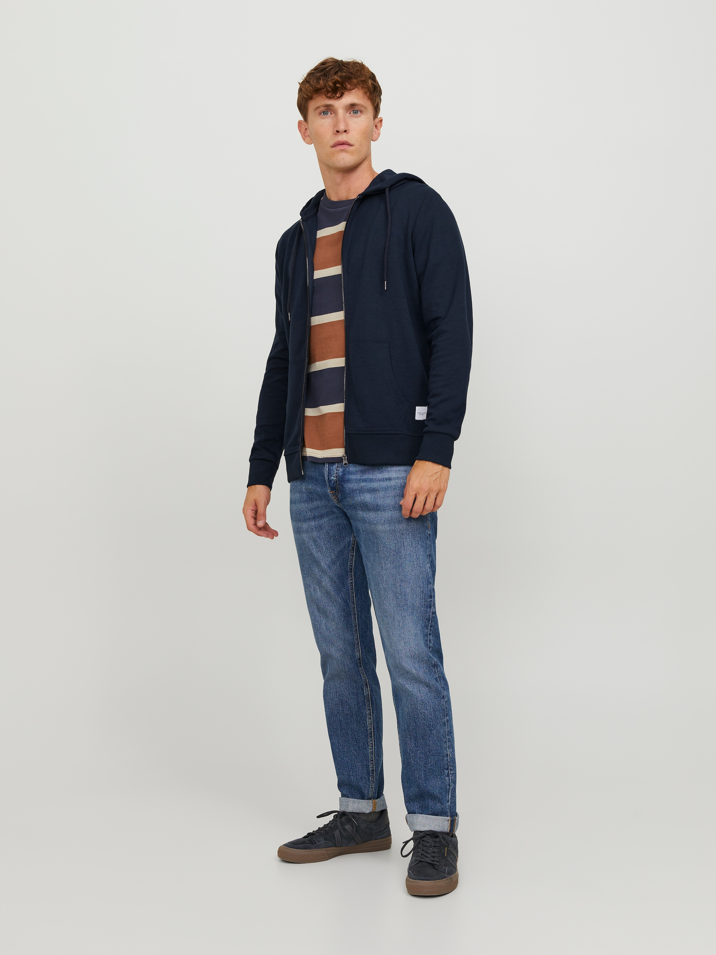 Jack & Jones Kapuzensweatjacke »JJEBASIC Hoodie mit Rippbündchen und angenehmem Tragegefühl« unifarben, modisch, regular fit, Baumwollmischung, Rundhals