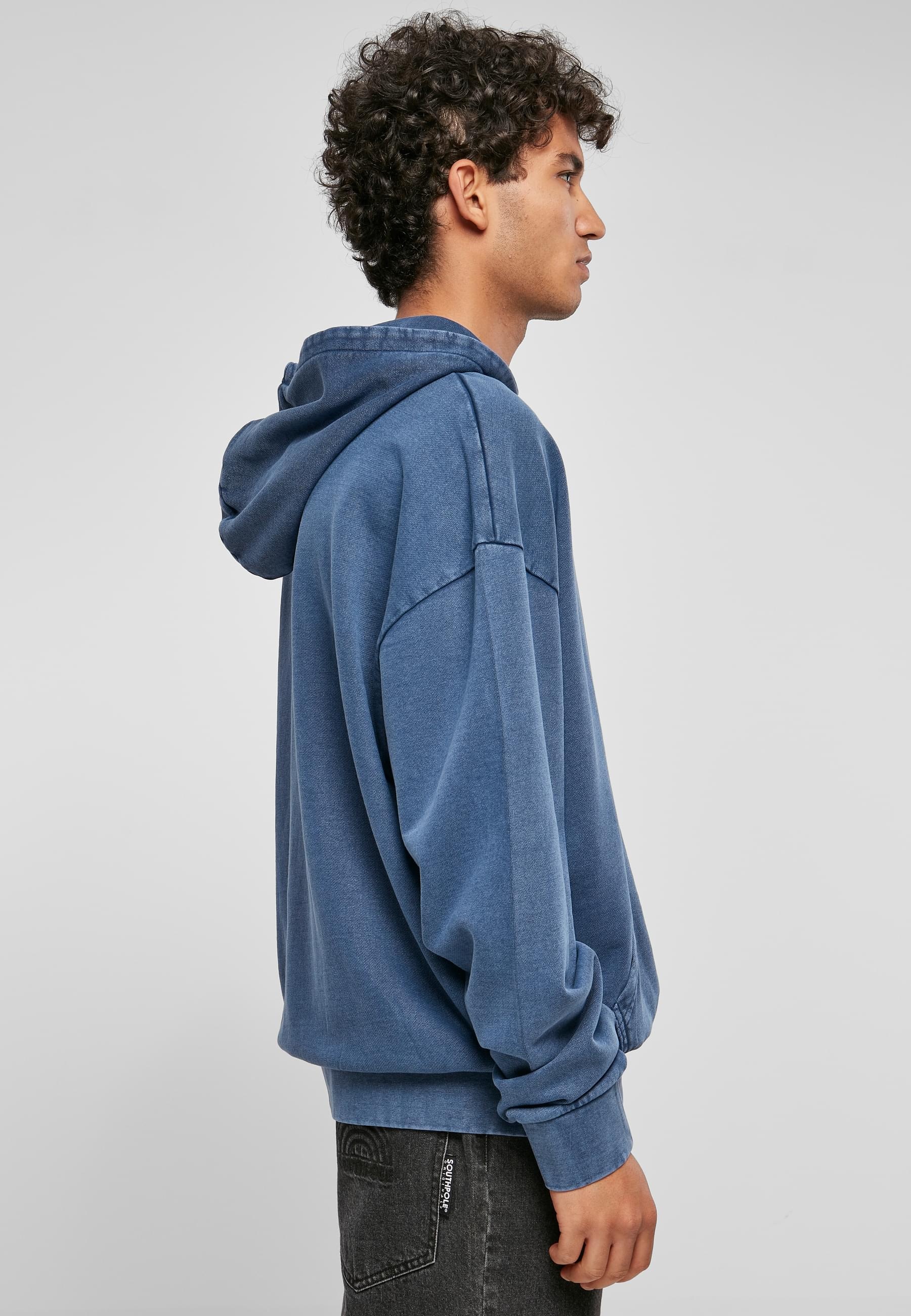 URBAN CLASSICS Kapuzensweatshirt »Urban Classics Herren Small Embroidery Hoody«, (1 tlg.)