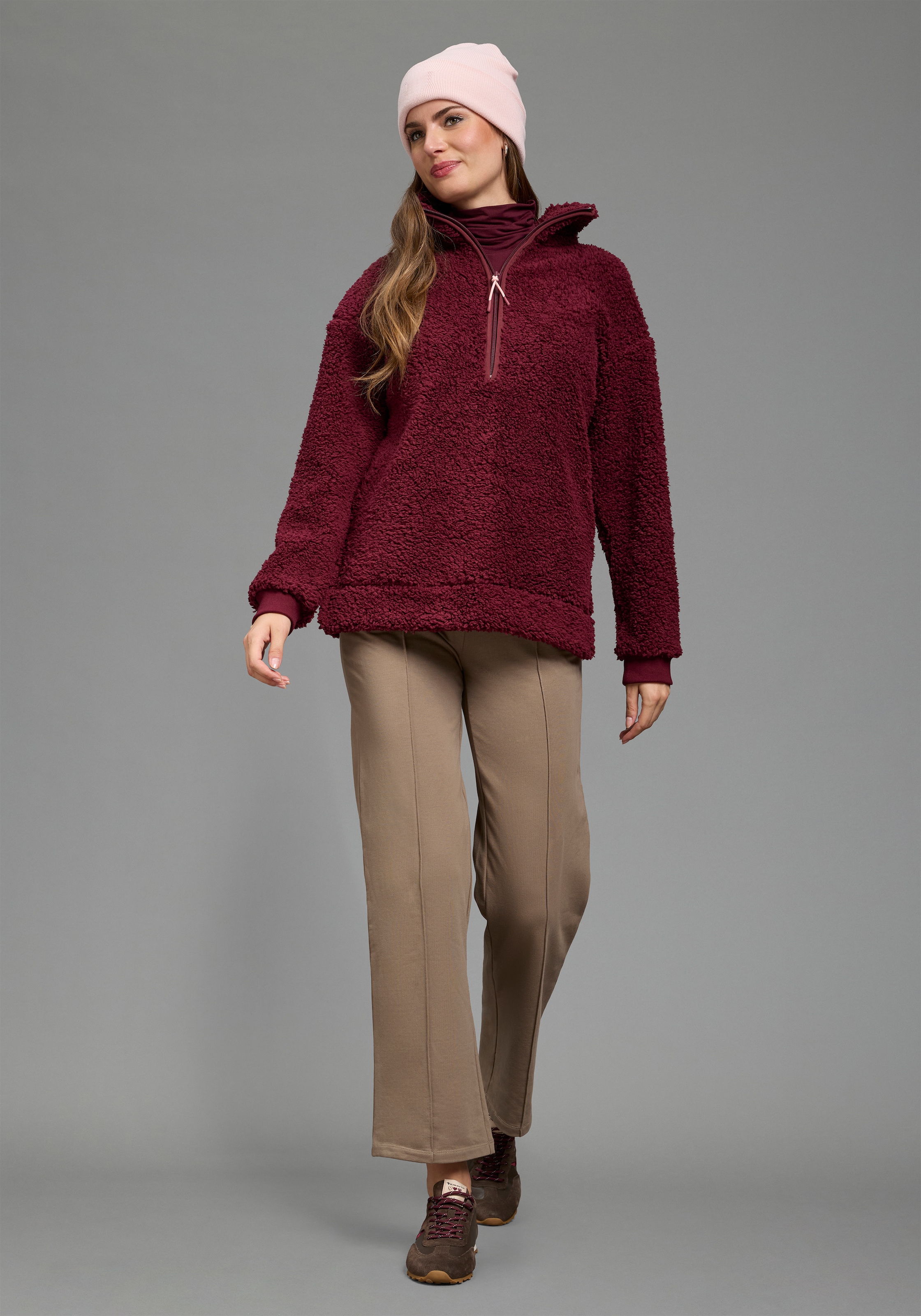 Laura Scott Fleecepullover, 1 aus kuscheligem Teddyfleece mit Troyerkragen und Reißverschluss
