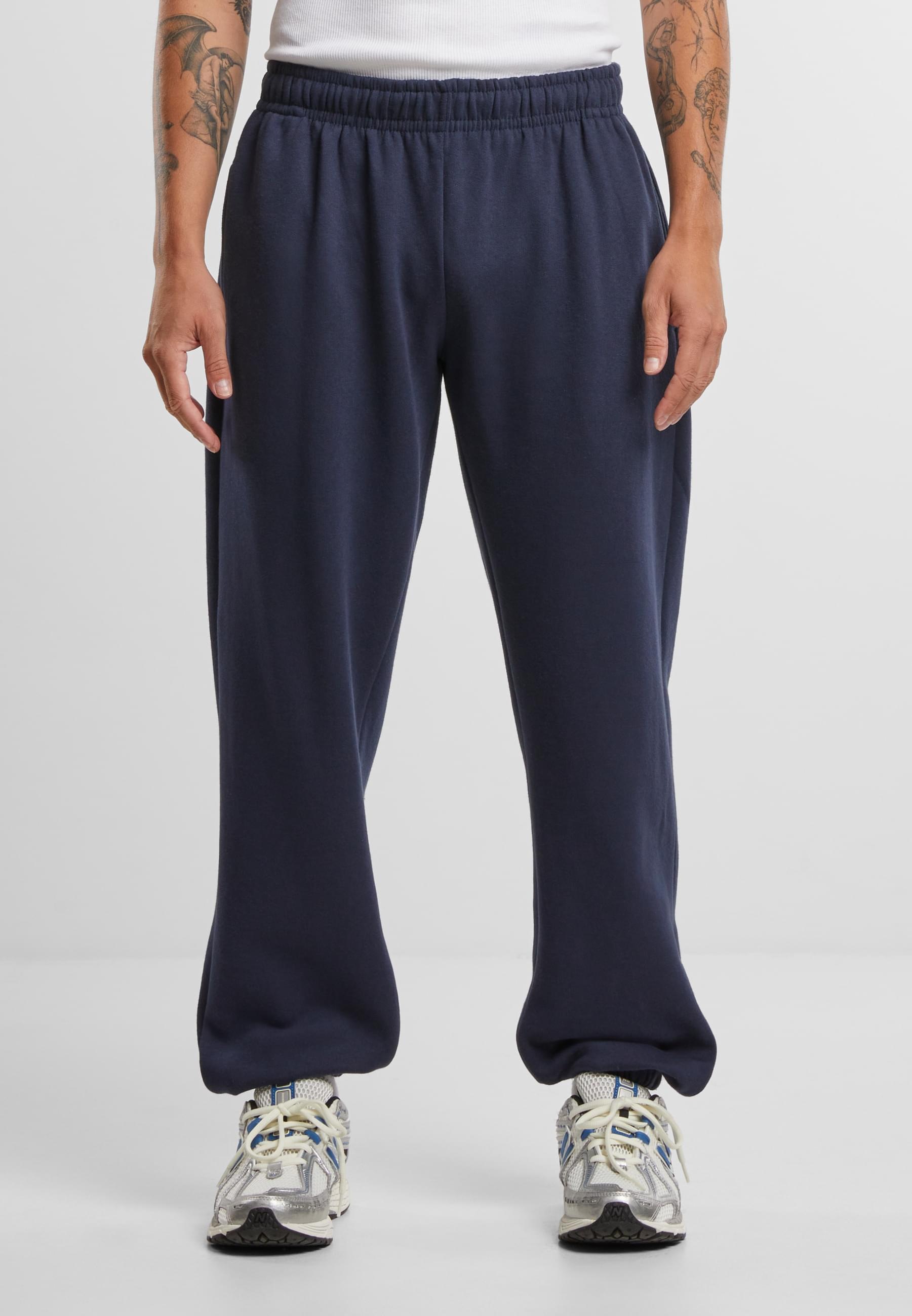 URBAN CLASSICS Jogginghose »Urban Classics Basic Essential Sweatpants«, (1 tlg.)