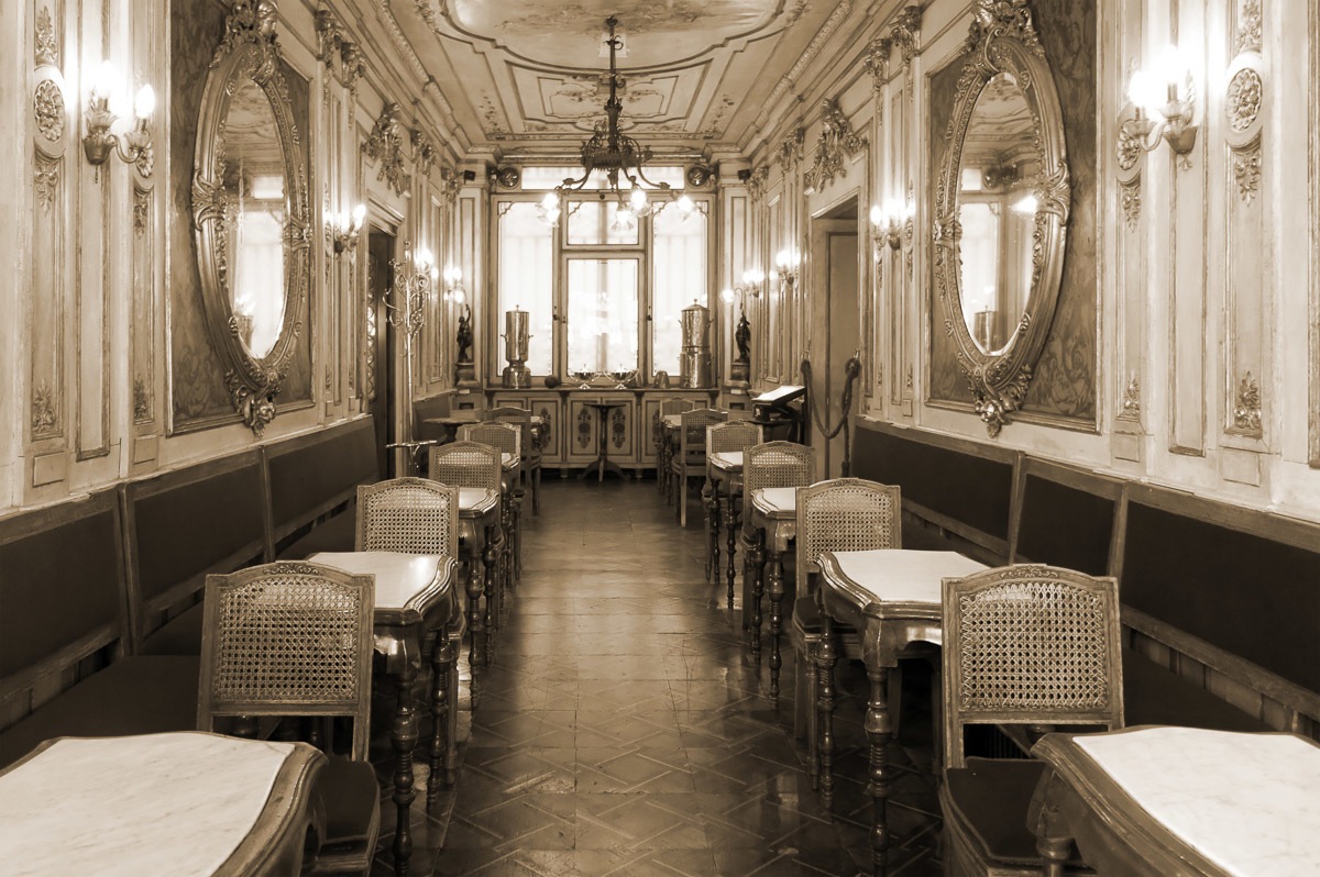 Papermoon Fototapete "Vintage Cafe Interieur" günstig online kaufen