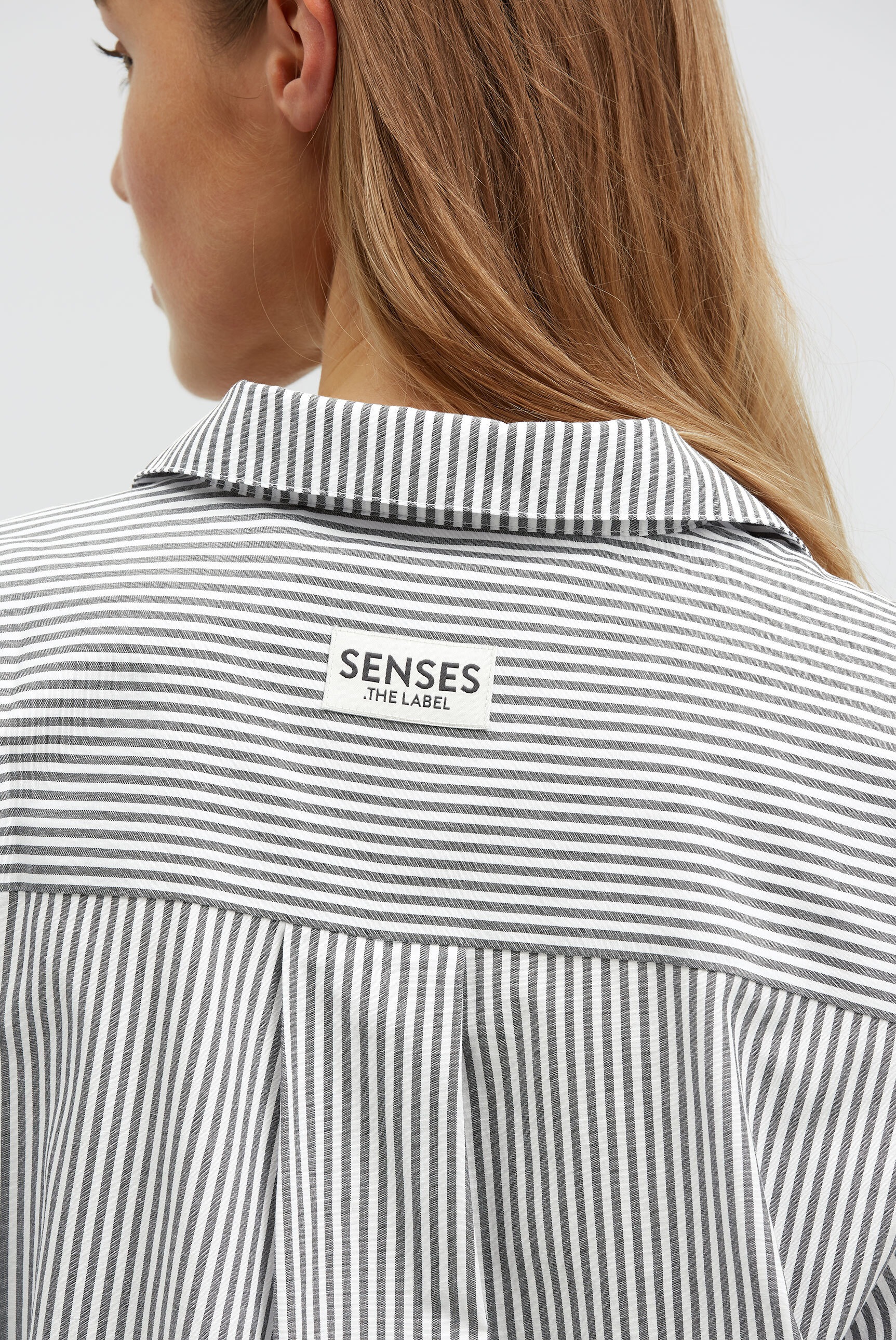 SENSES.THE LABEL Schlupfbluse mit Kellerfalte im Rücken