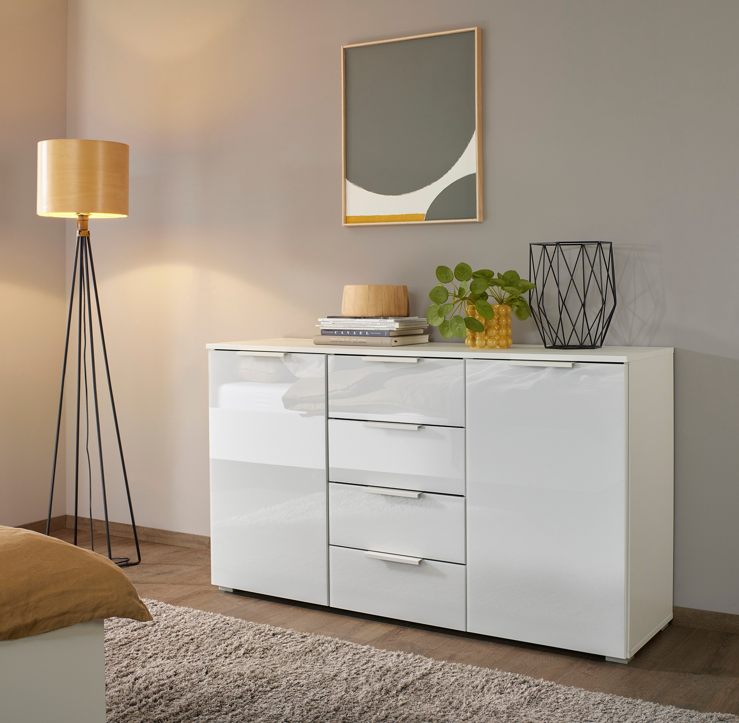 rauch Schubkastenkommode "Sideboard Kommode Kombikommode KOLUNA mit Glasfront" Breite 120 cm mit hochwertiger Glasfront, vier große Schubladen, mit insgesamt 4 Einlegeböden MADE IN GERMANY