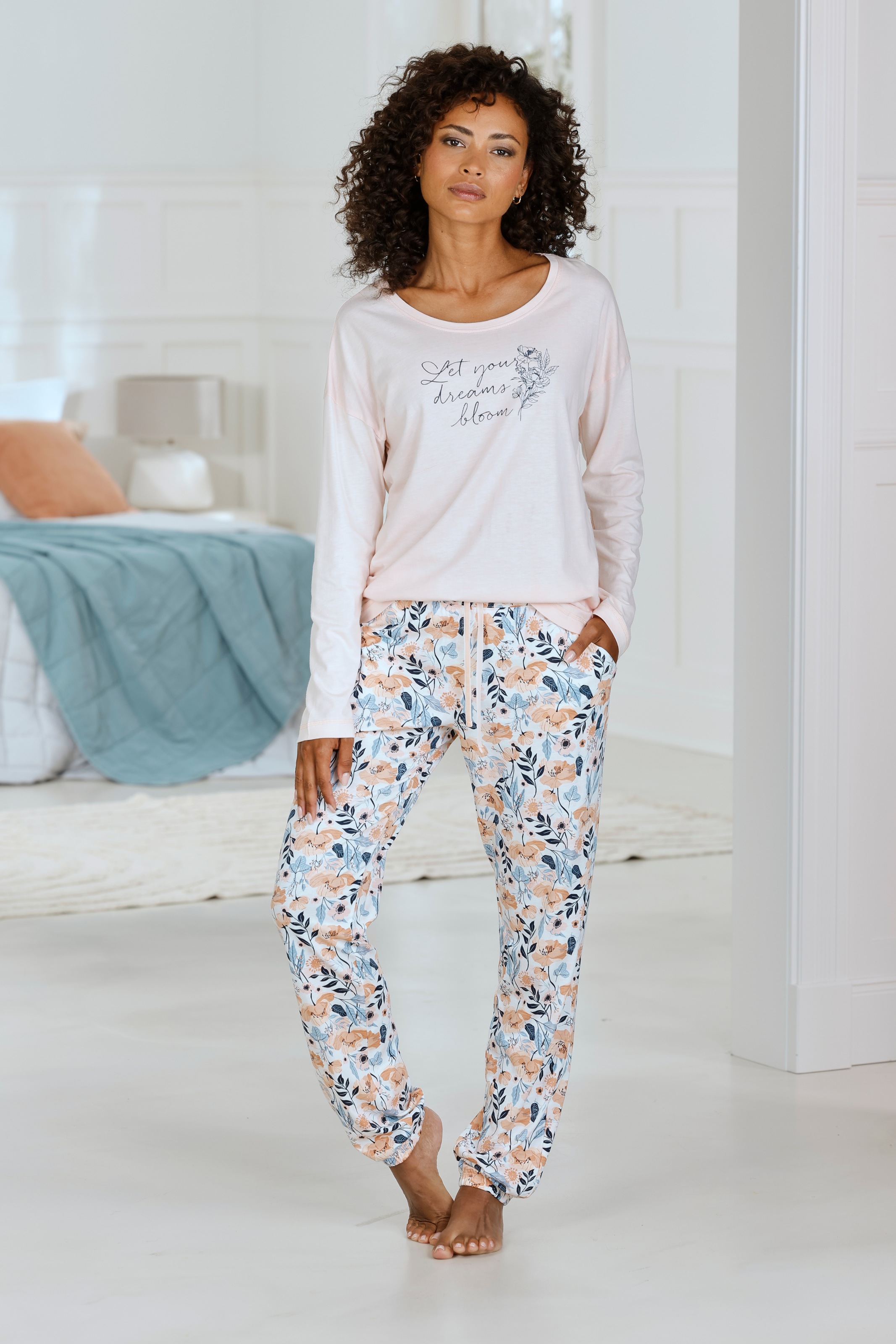 Vivance Dreams Pyjamahose, mit Allover-Muster
