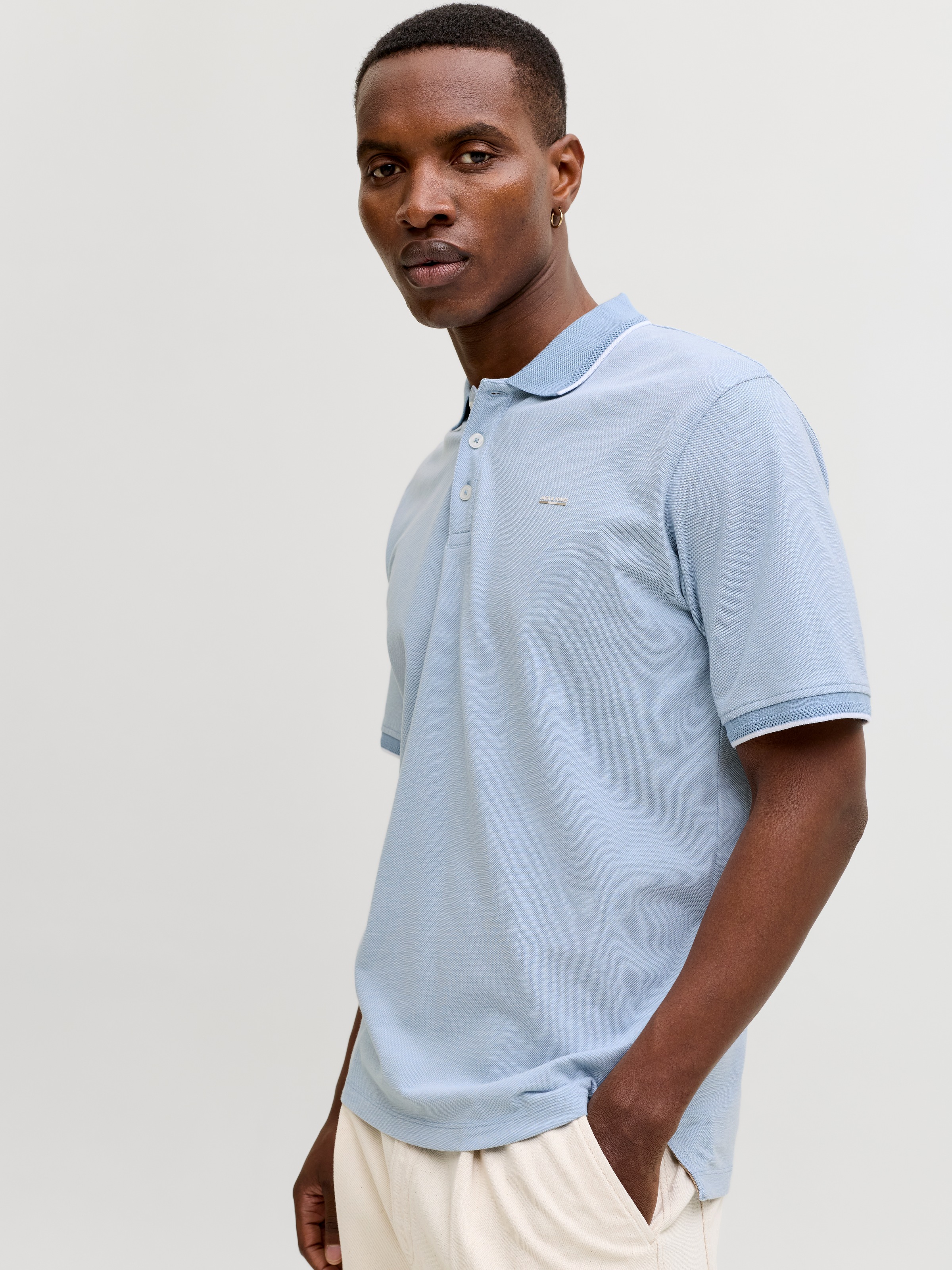 Jack & Jones Poloshirt "JPRBLUALVES SS POLO SN" mit Logo Stickerei günstig online kaufen