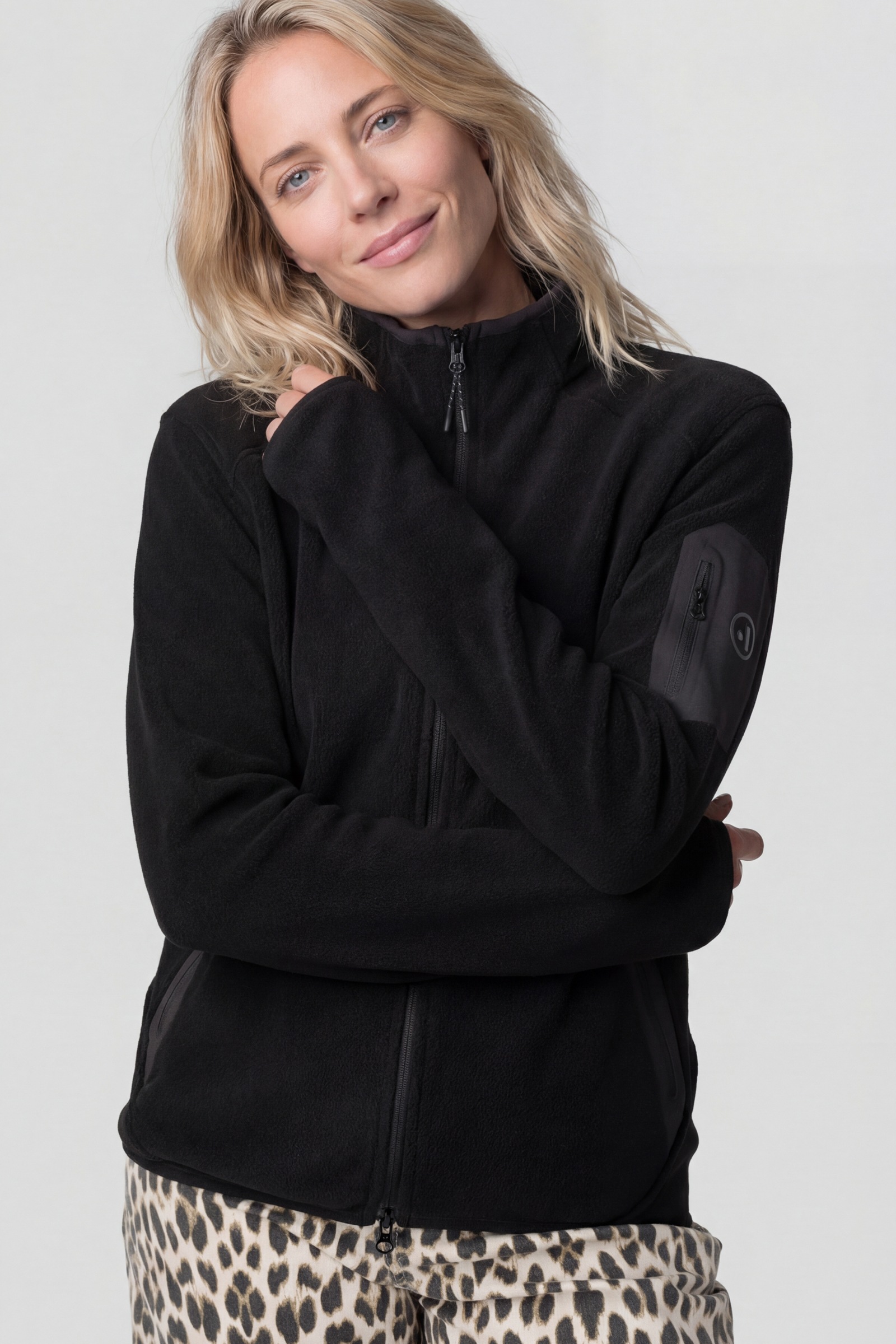 Alife & Kickin Fleecejacke »Damen SagaAK F Fleecejacke, Jacke« mit Rei§verschlusstasche am €rmel und Stehkragen