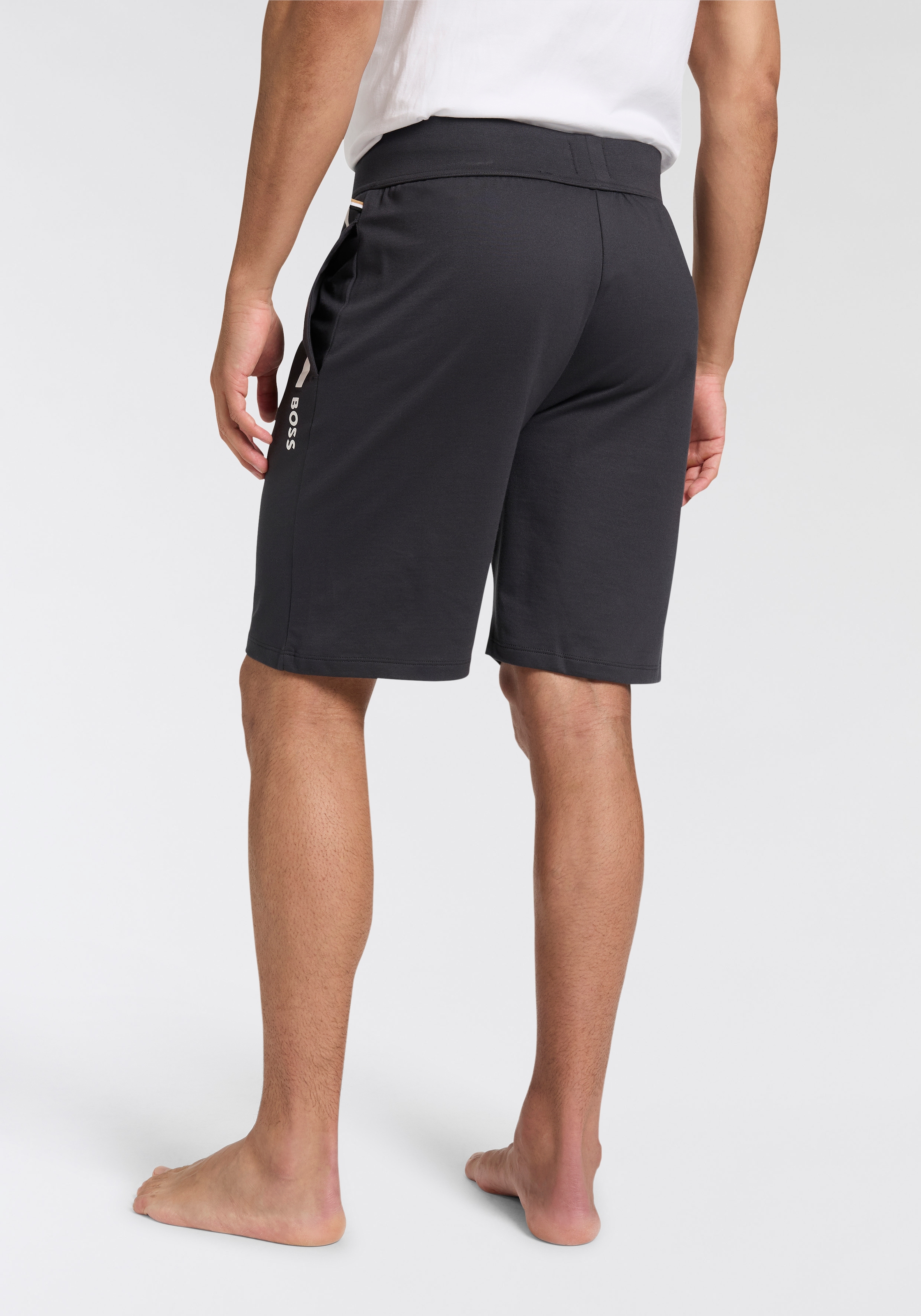 BOSS Sweatshorts »Authentic«