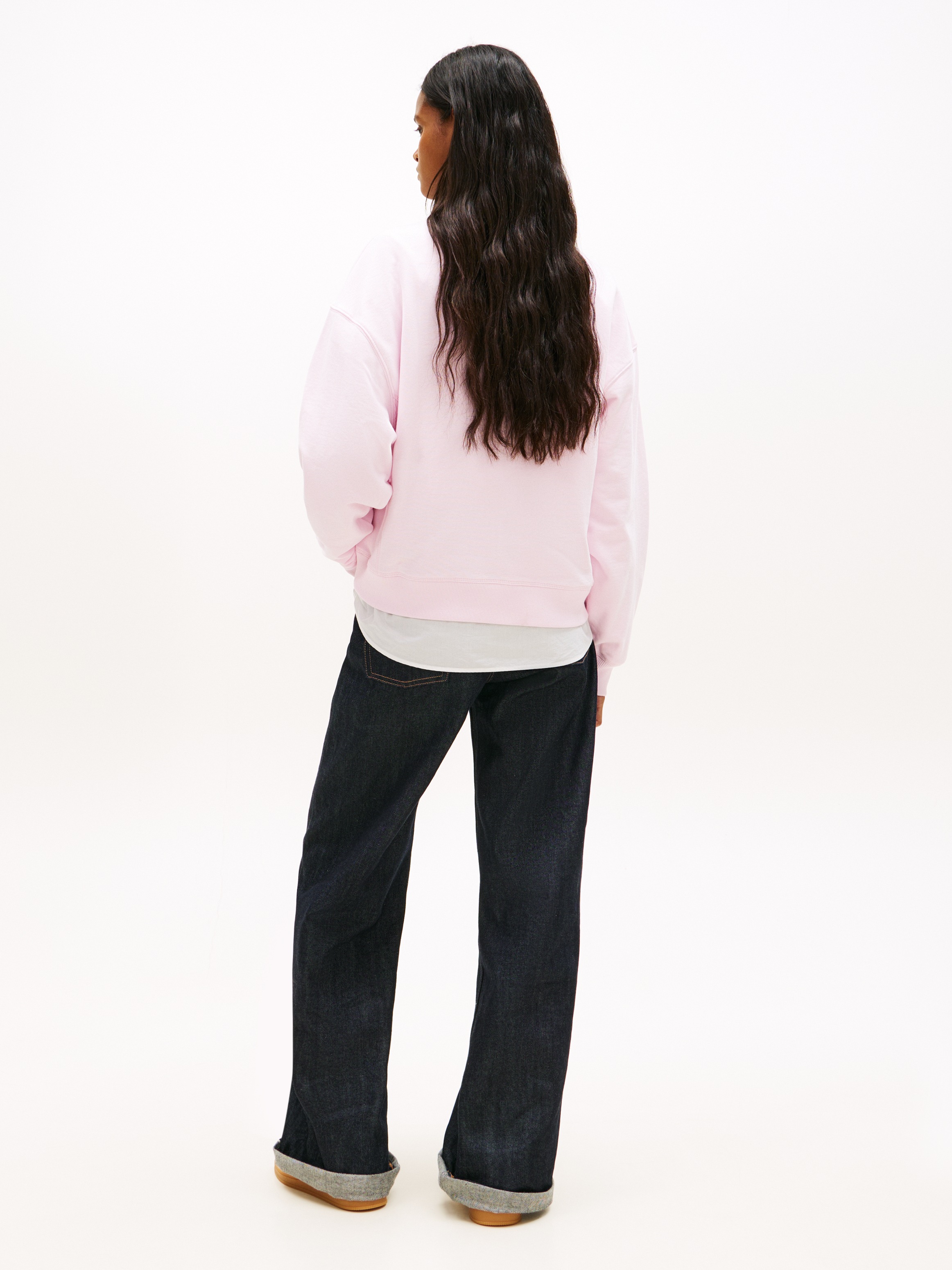 Tommy Jeans Sweatshirt »TJW BXY WAVY FLAG CREW EXT«, Boxy Fit mit Rundhals
