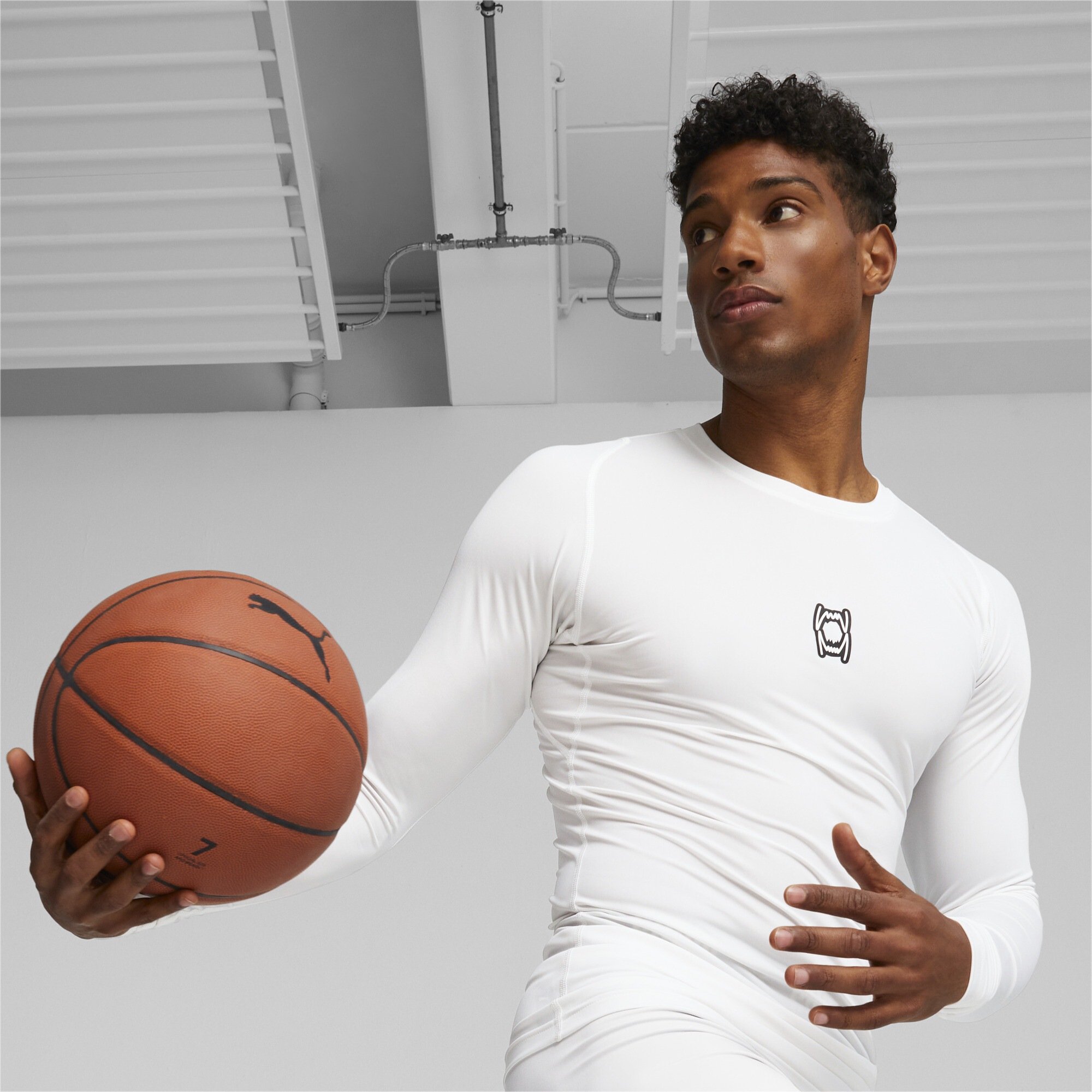 PUMA Trainingsshirt »Hoops Team langärmliges Basketball-T-Shirt Herren«