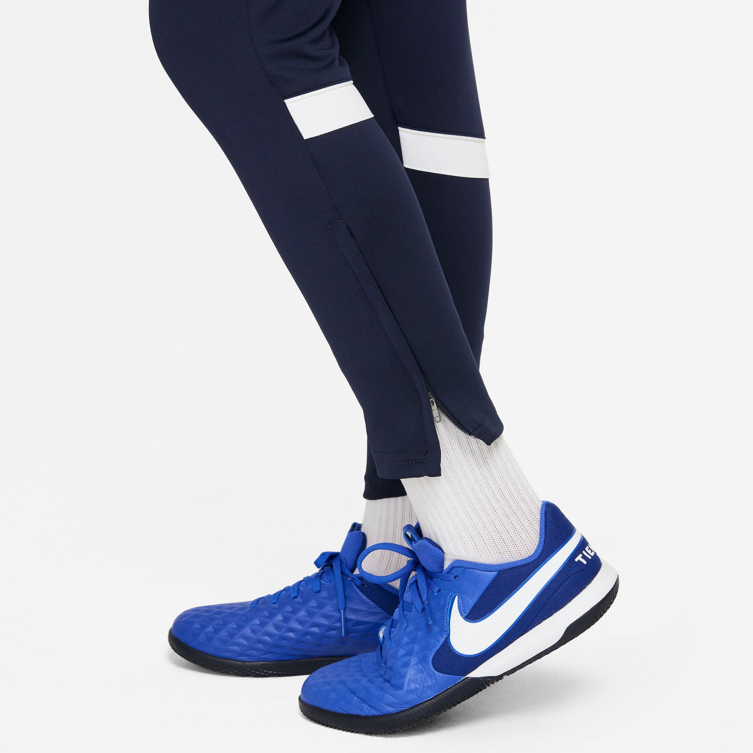 Nike Trainingshose »DRI-FIT ACADEMY SOCCER KNIT Sale Im BIG KIDS PANTS« 