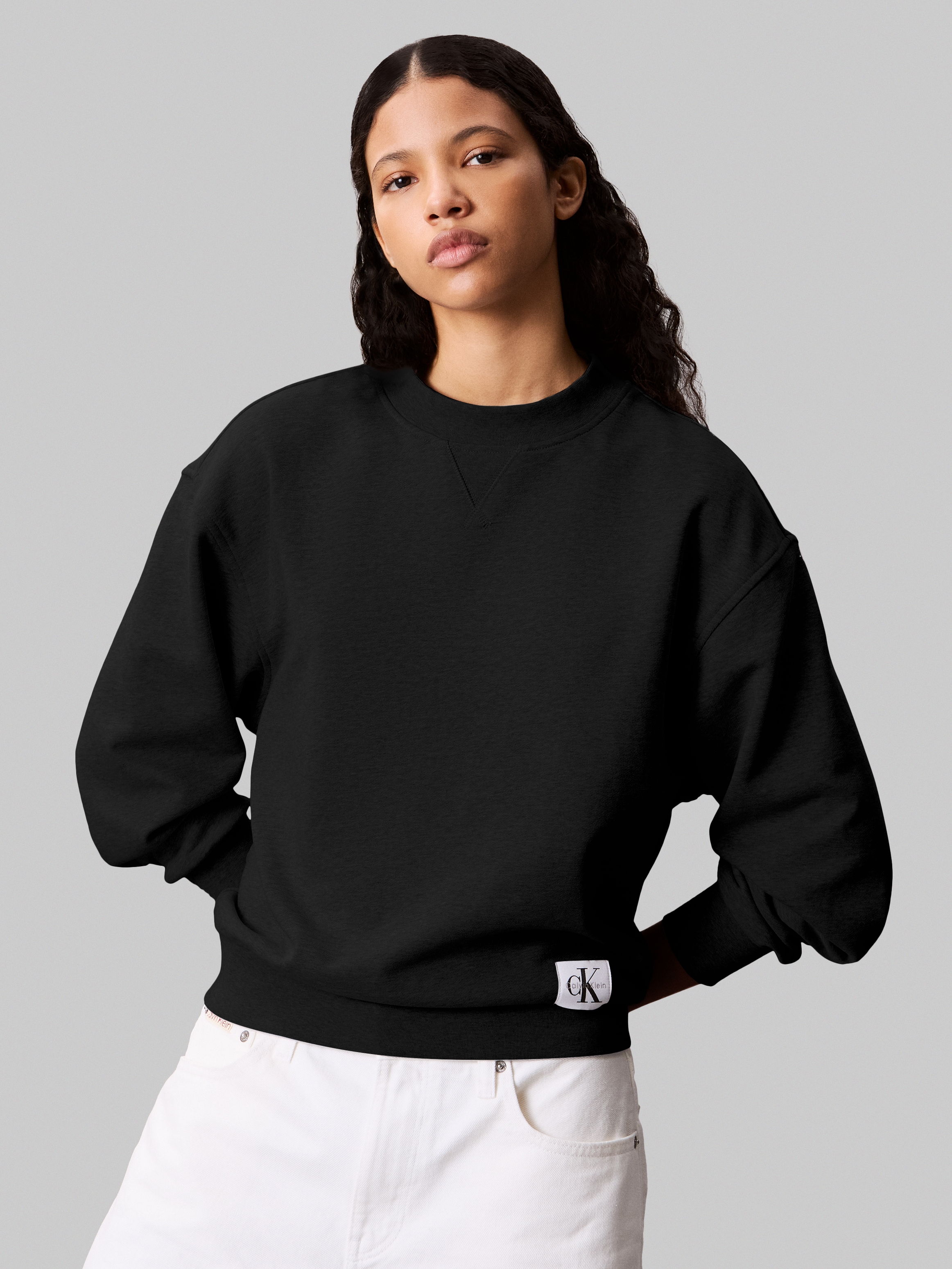 Calvin Klein Jeans Sweatshirt "A- LS BADGE LOGO TERRY CREW NK", Mit Rundhal günstig online kaufen