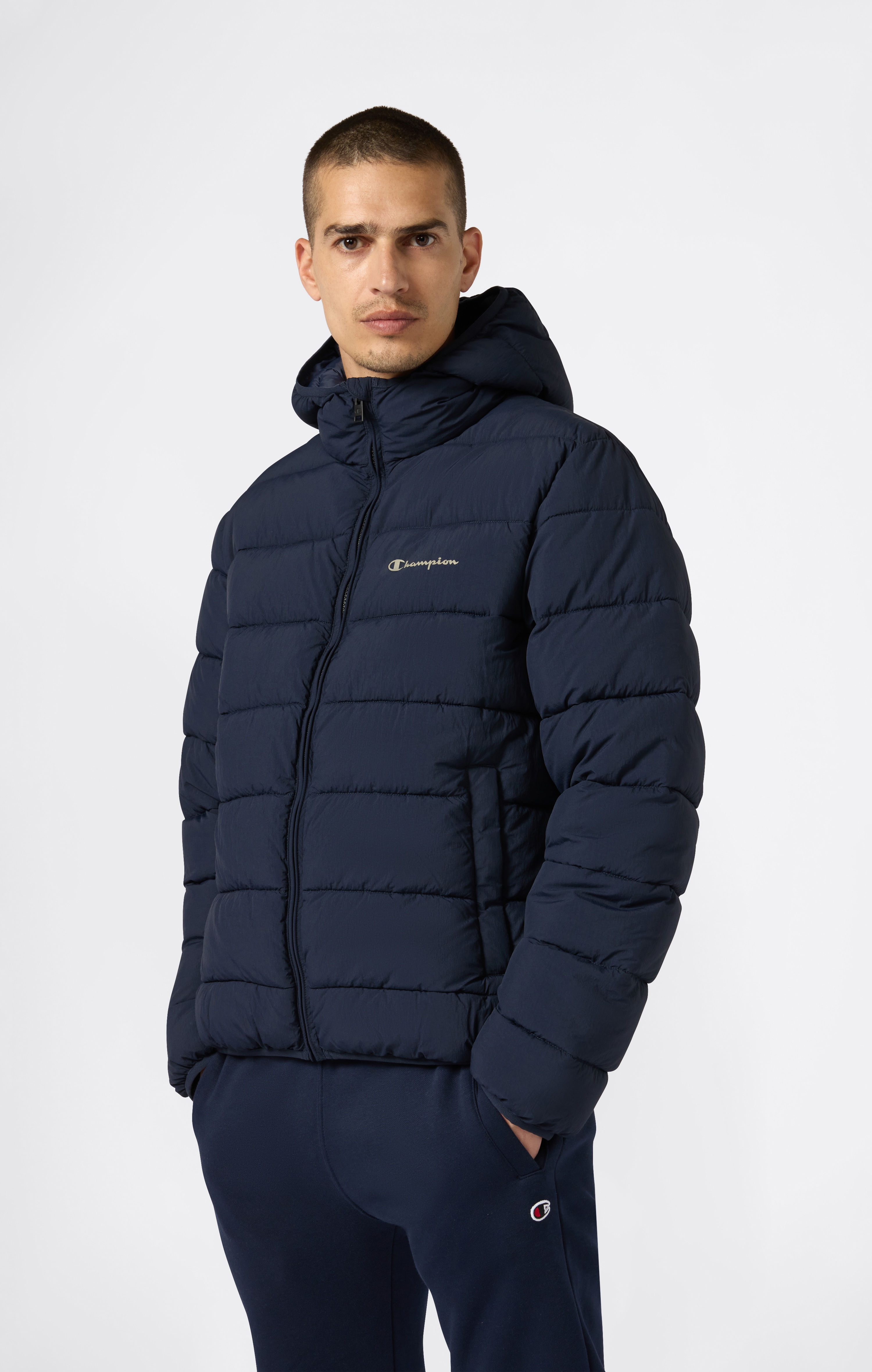 Champion Steppjacke "Padded Outdoor Jacket" mit Kapuze mit Kapuze, bequeme Passform, hüftlange Schnittform