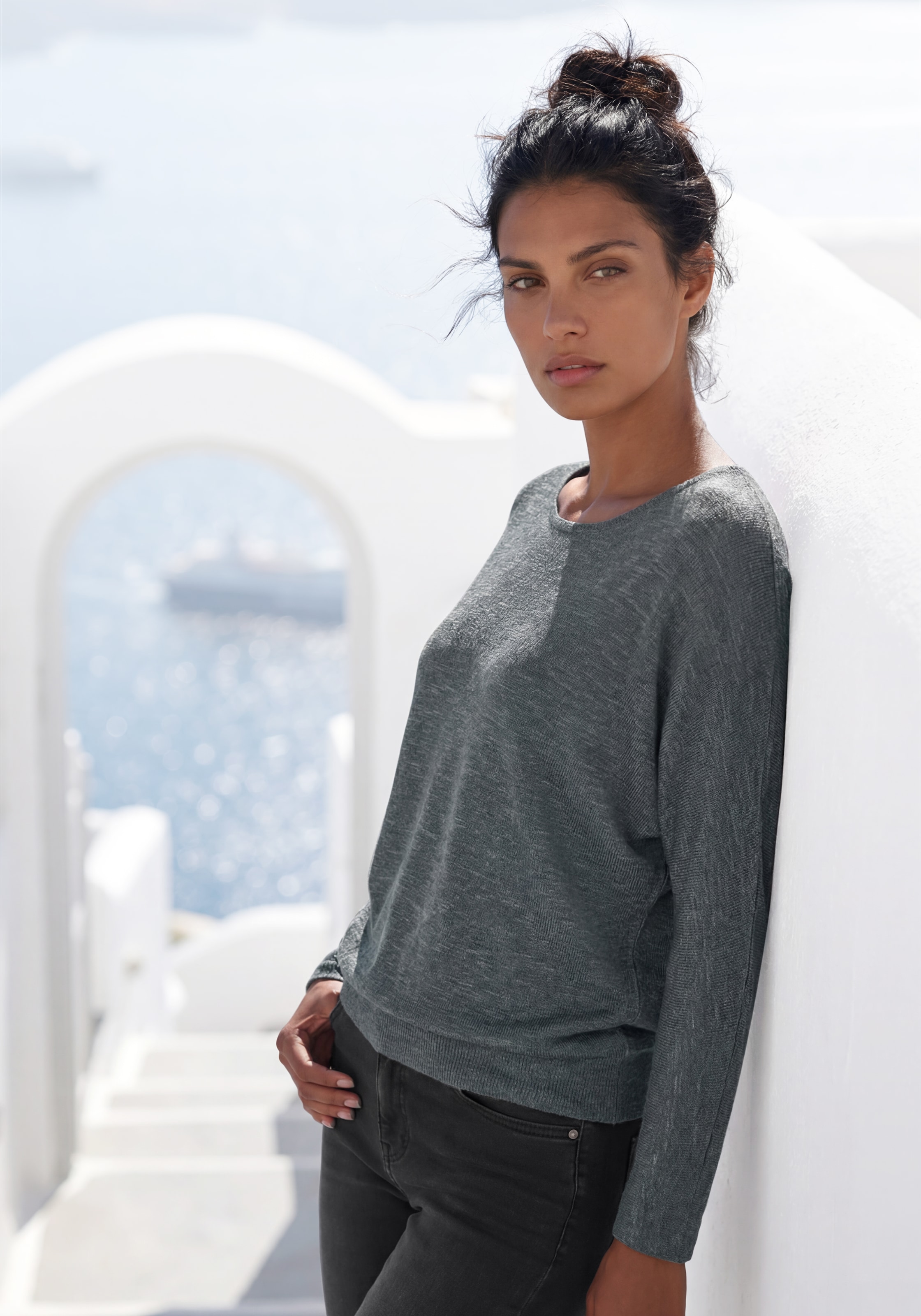 Vivance Langarmshirt "mit breitem Bund" aus strukturiertem, luftigem Feinstrick mit Viskose