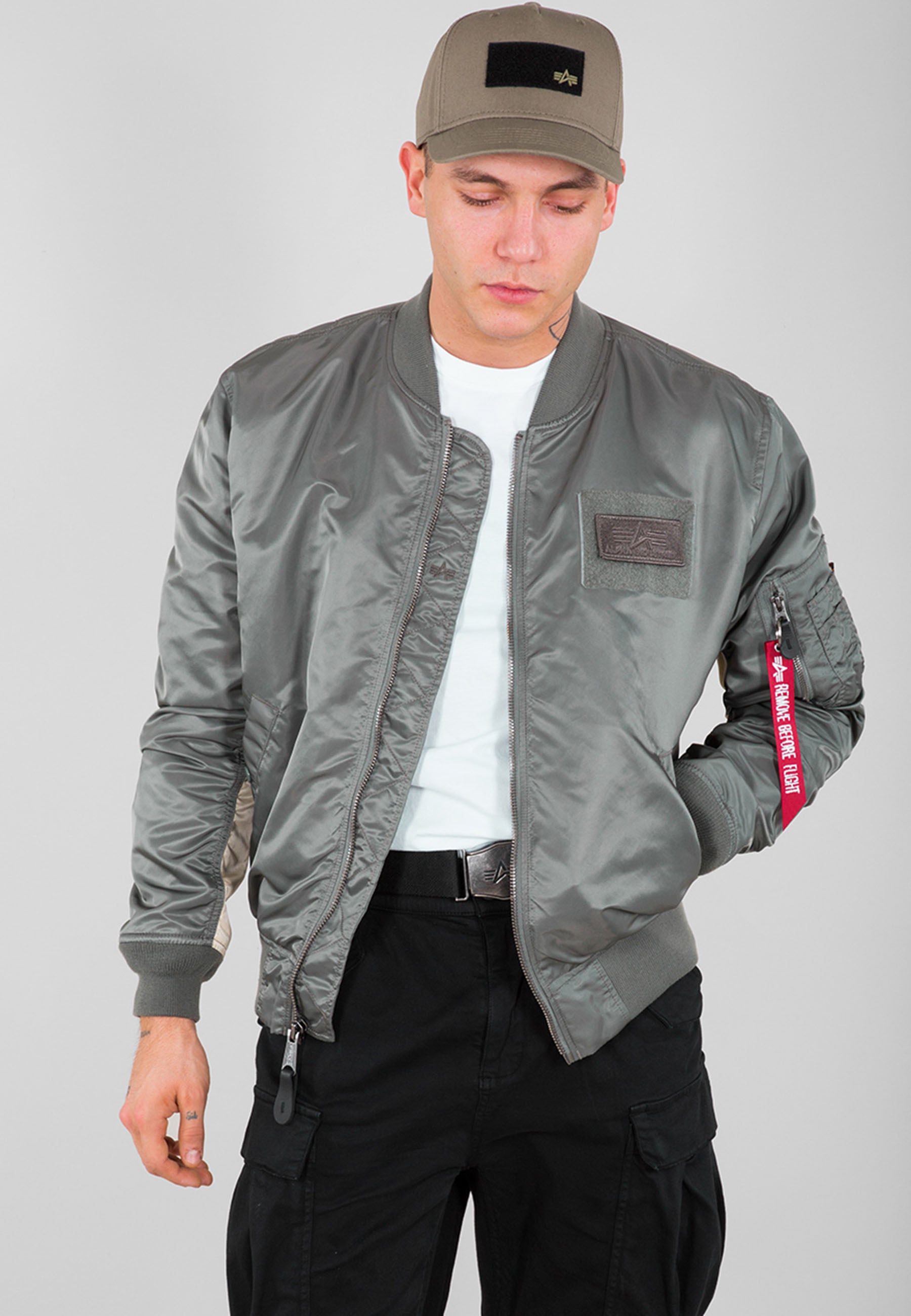 Alpha Industries Bomberjacke "Alpha Industries Men - Bomber Jackets MA-1 TT Custom"