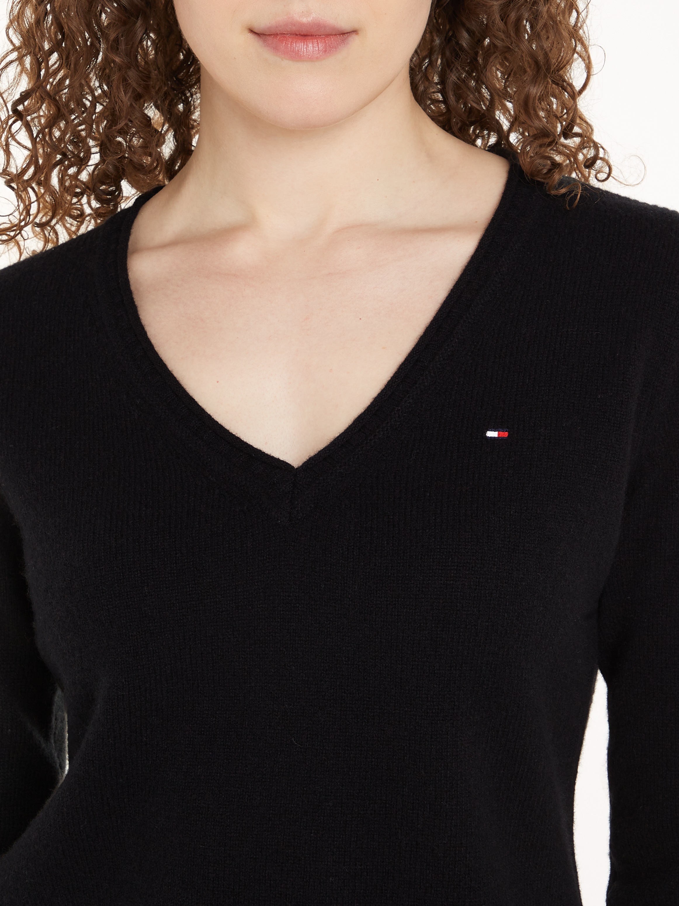 Thumbnail - Tommy Hilfiger "SOFT WOOL V-NK SWEATER" aus reiner Wolle