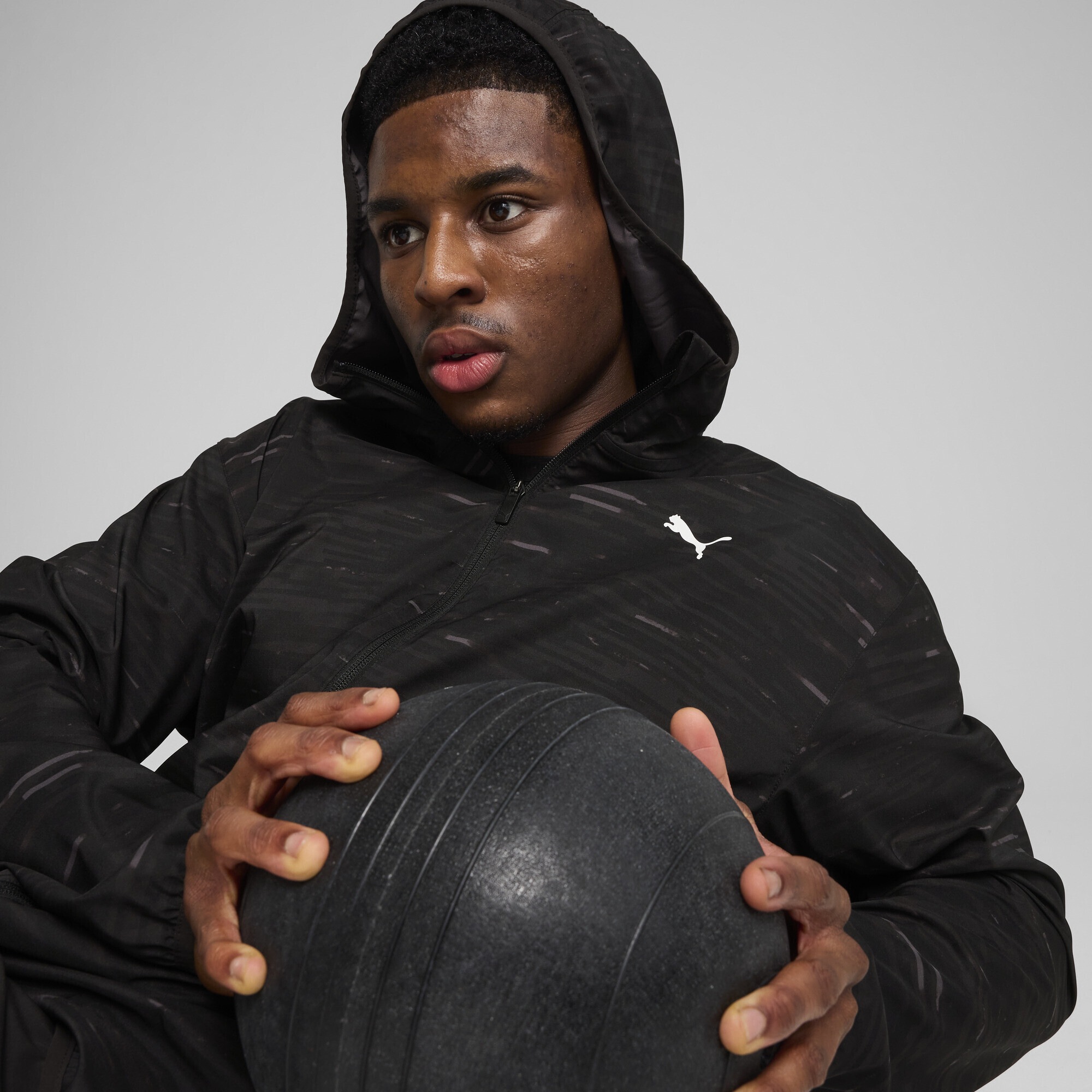 PUMA Trainingsjacke »TAD ESSENTIALS AOP Gewebte Jacke Herren«