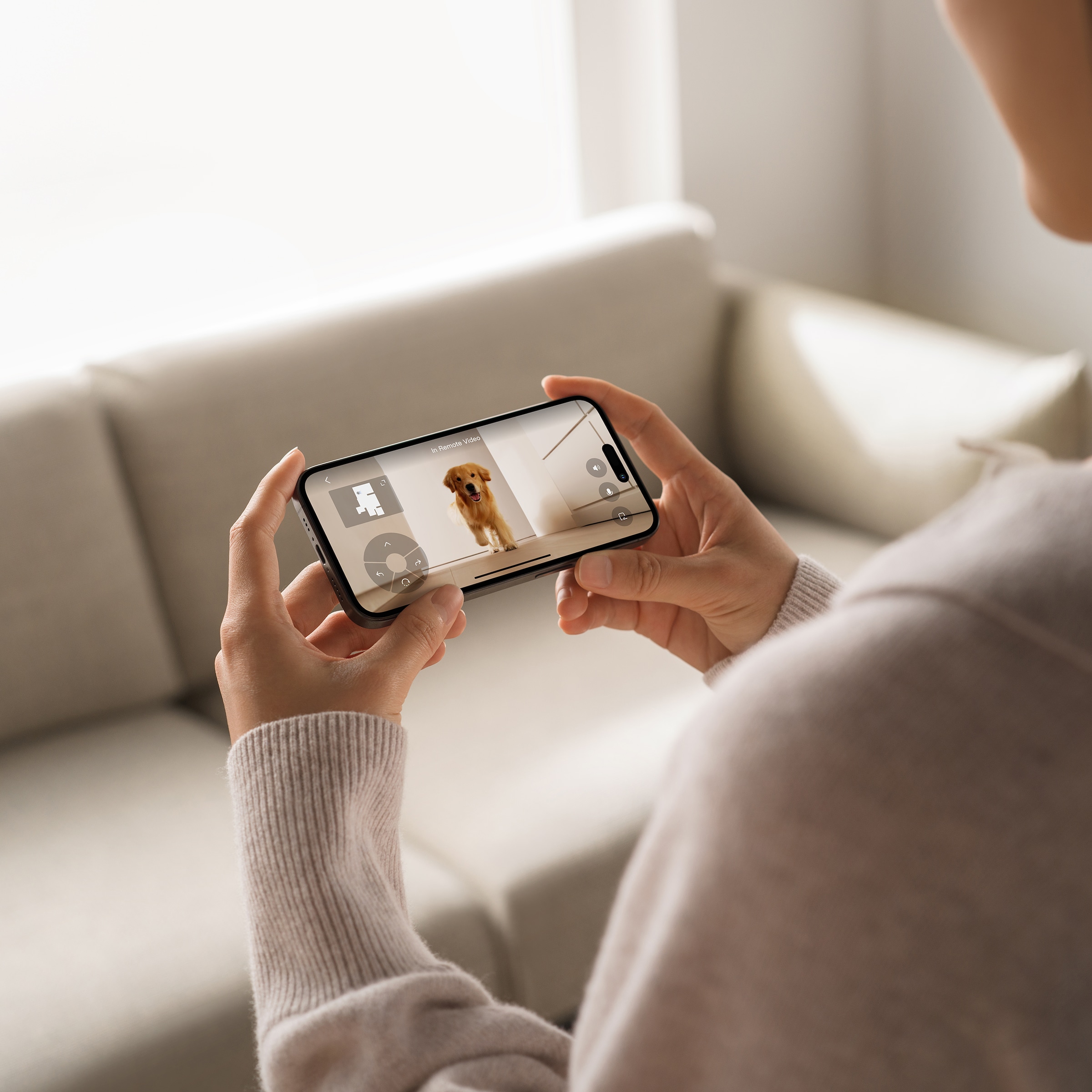 DJI Saugroboter »DJI ROMO A« Transparenter Saugroboter mit weißer Station und App-Steuerung