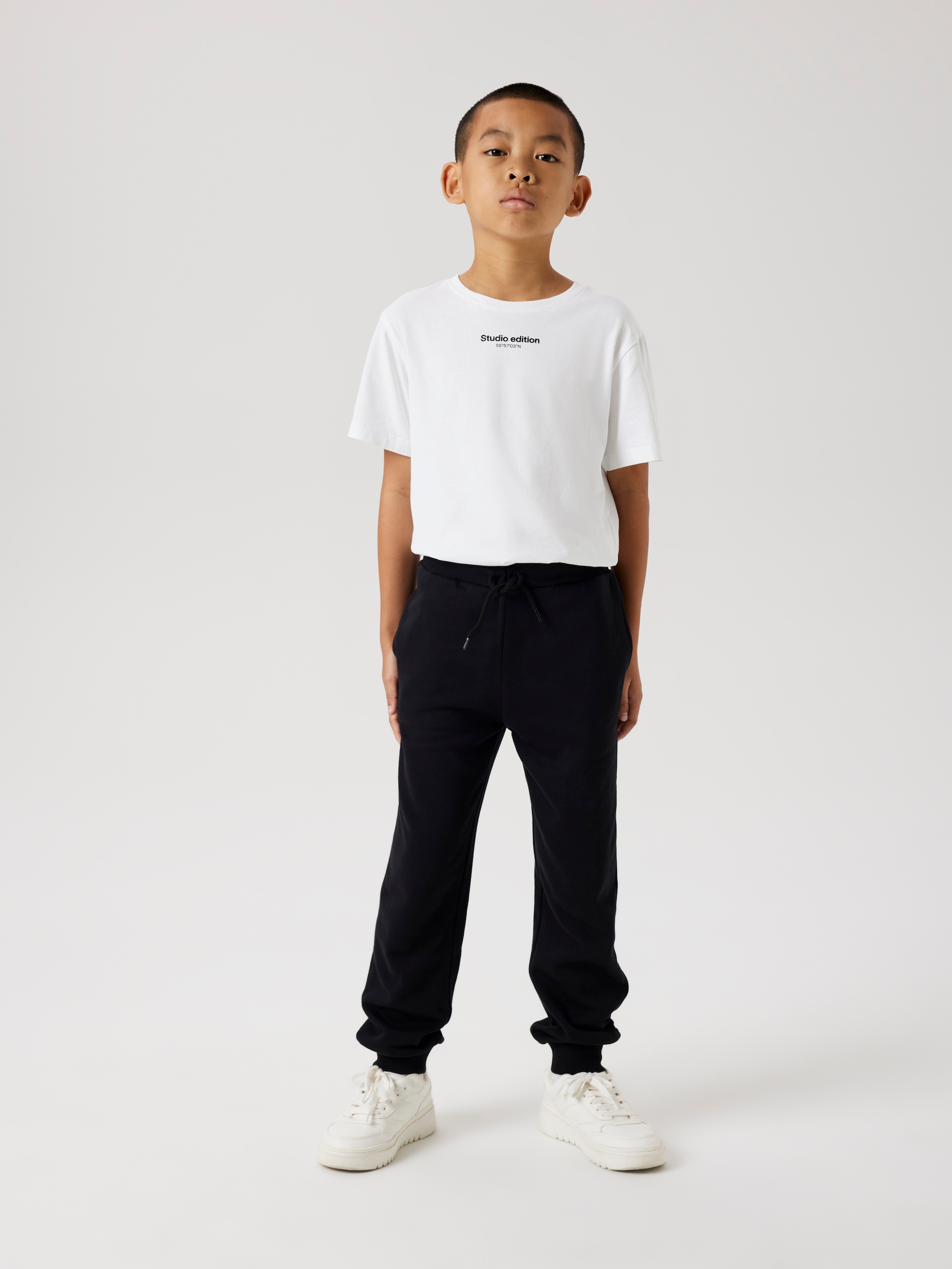 Name It Sweathose »NKMVIAN NREG SWE PANT BRU NOOS«