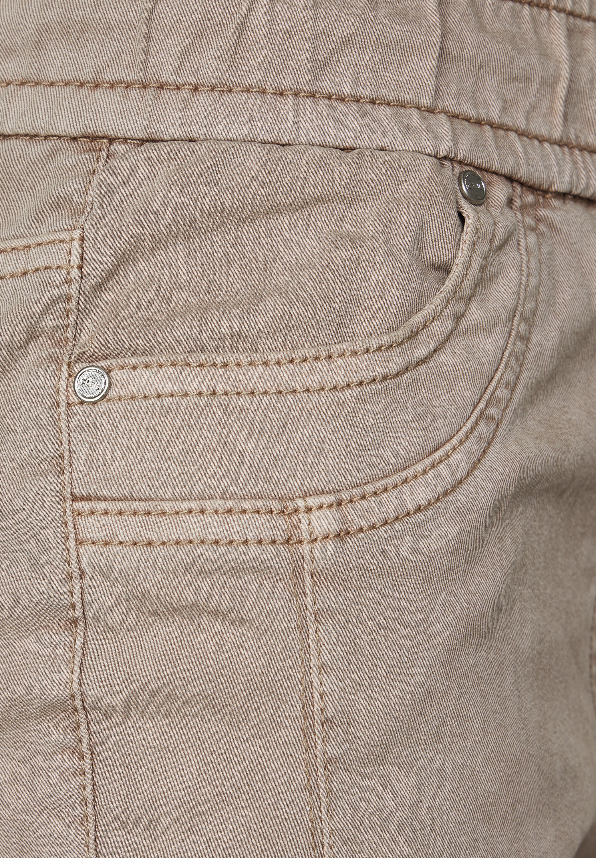 Cecil Jogger Pants, Middle Waist