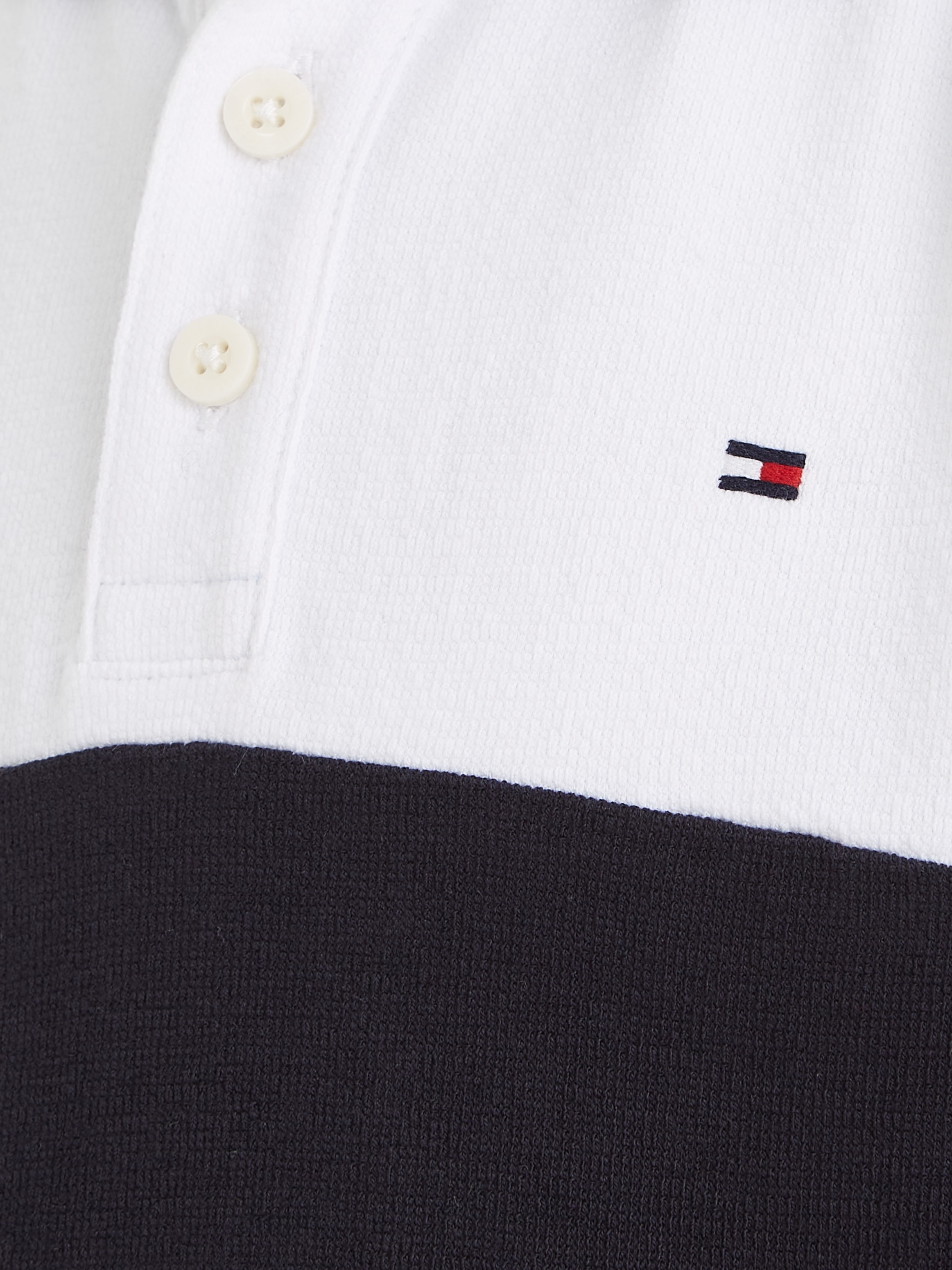 in Hilfiger Tommy Farben mit S/S«, BAUR Hilfiger typischen kaufen | POLO STRIPE den »CLRBLOCK Streifen Poloshirt GLOBAL