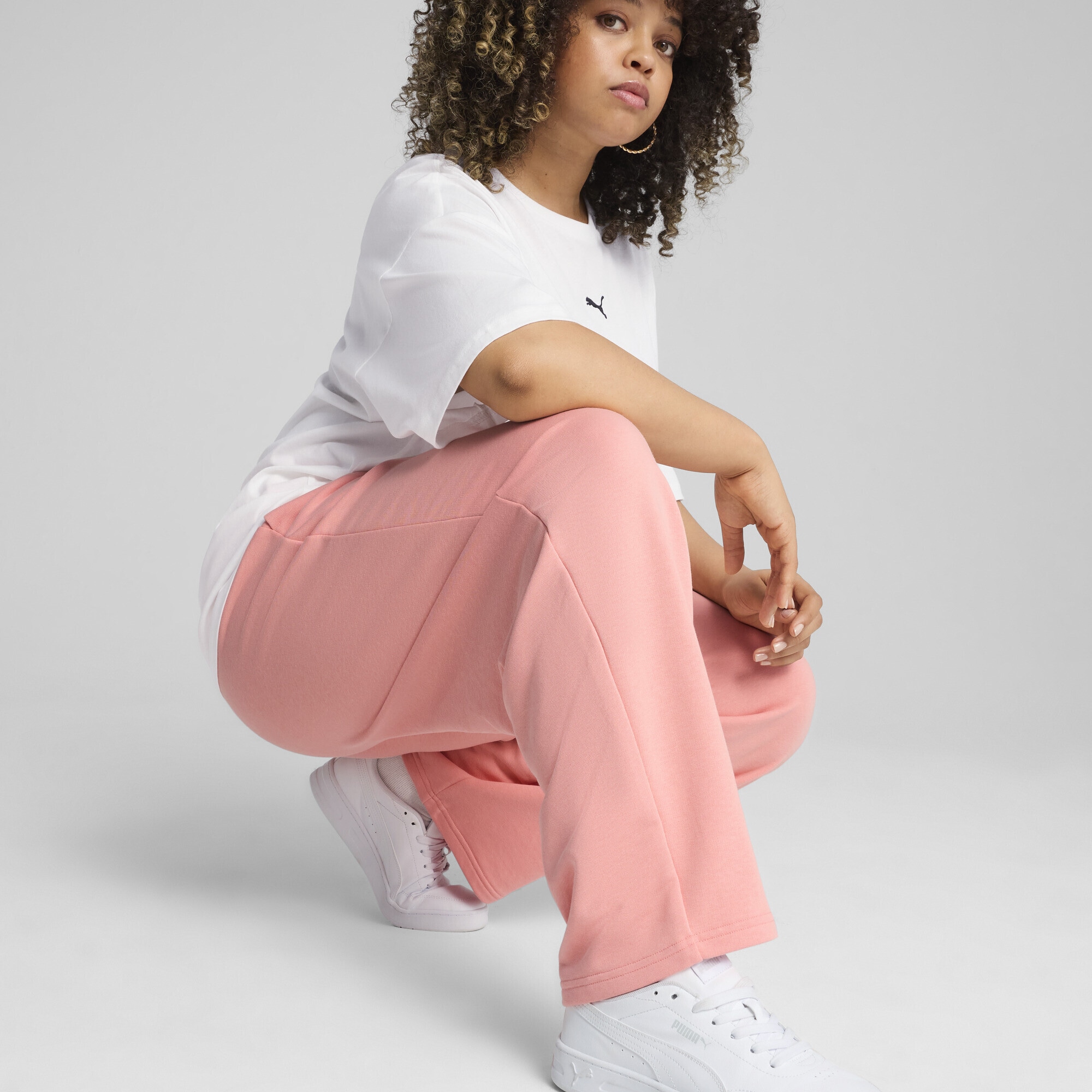 PUMA Sporthose »ESS Small No. 1 Logo Comfort Straight Hose Damen«