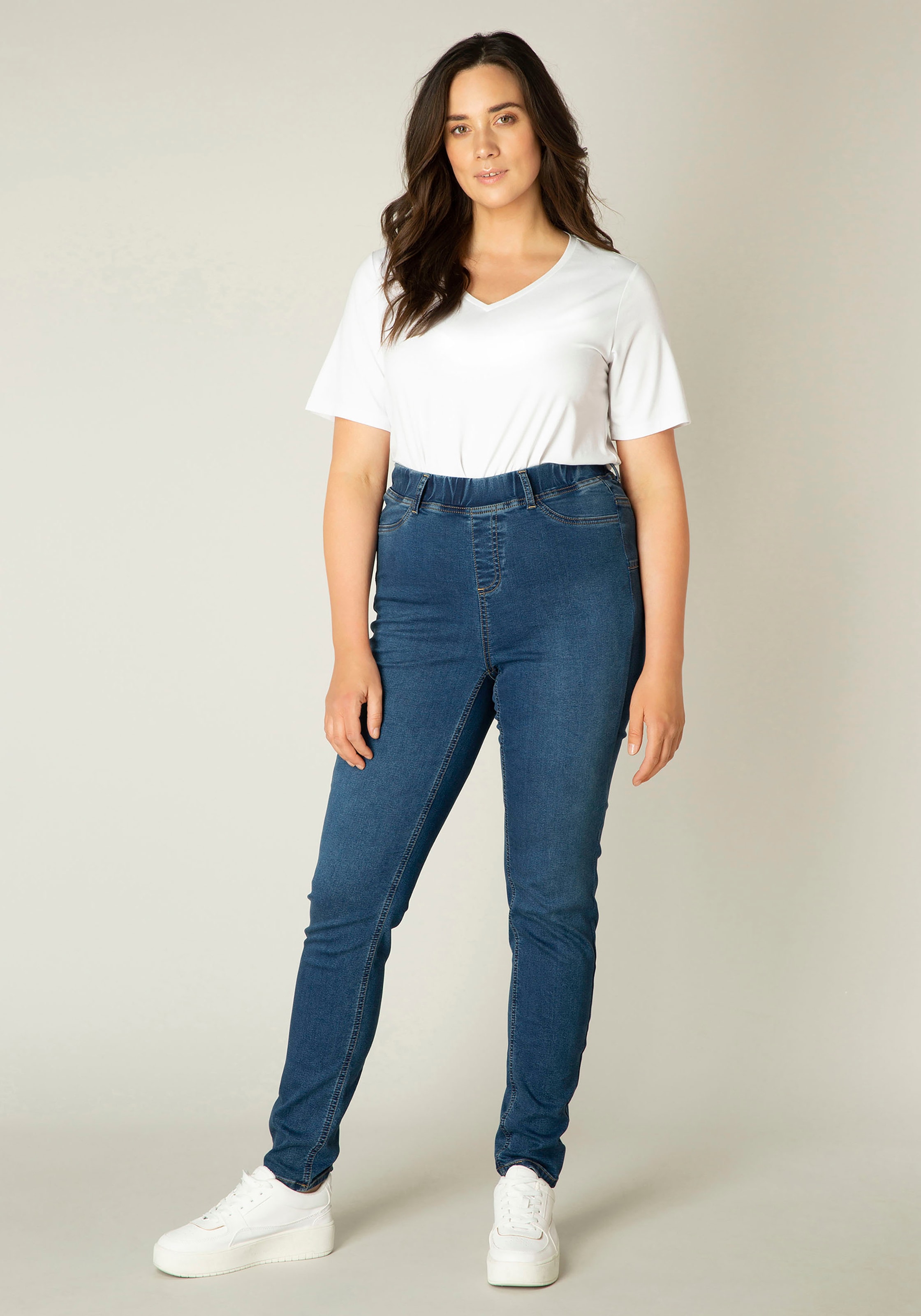 Base Level Curvy Jeansjeggings »TESSA«, mit angedeuteten Eingrifftaschen und Stretchanteil