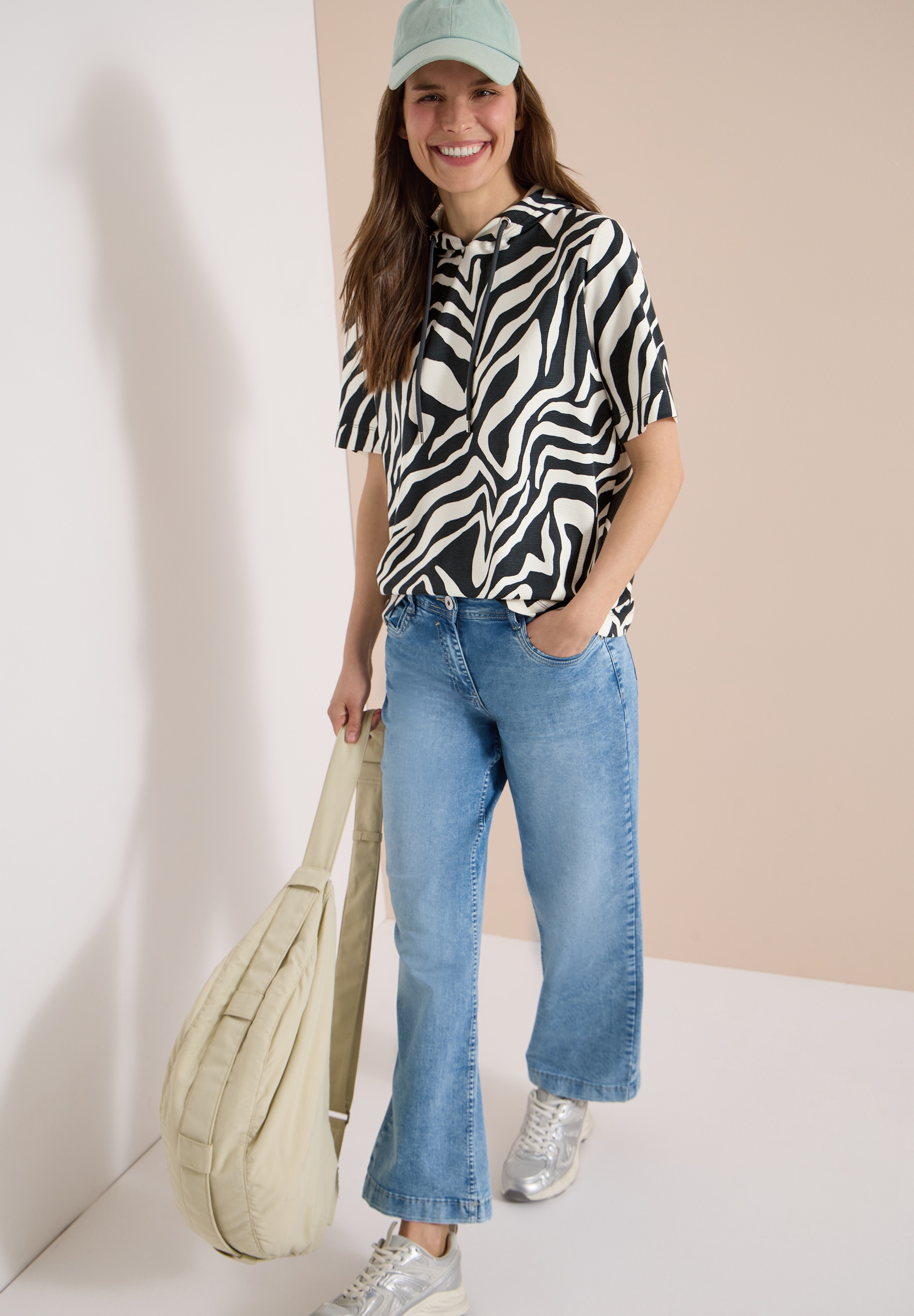 Cecil Kapuzensweatshirt , Kurzarm-Shirt mit Kapuze und Zebraprint
