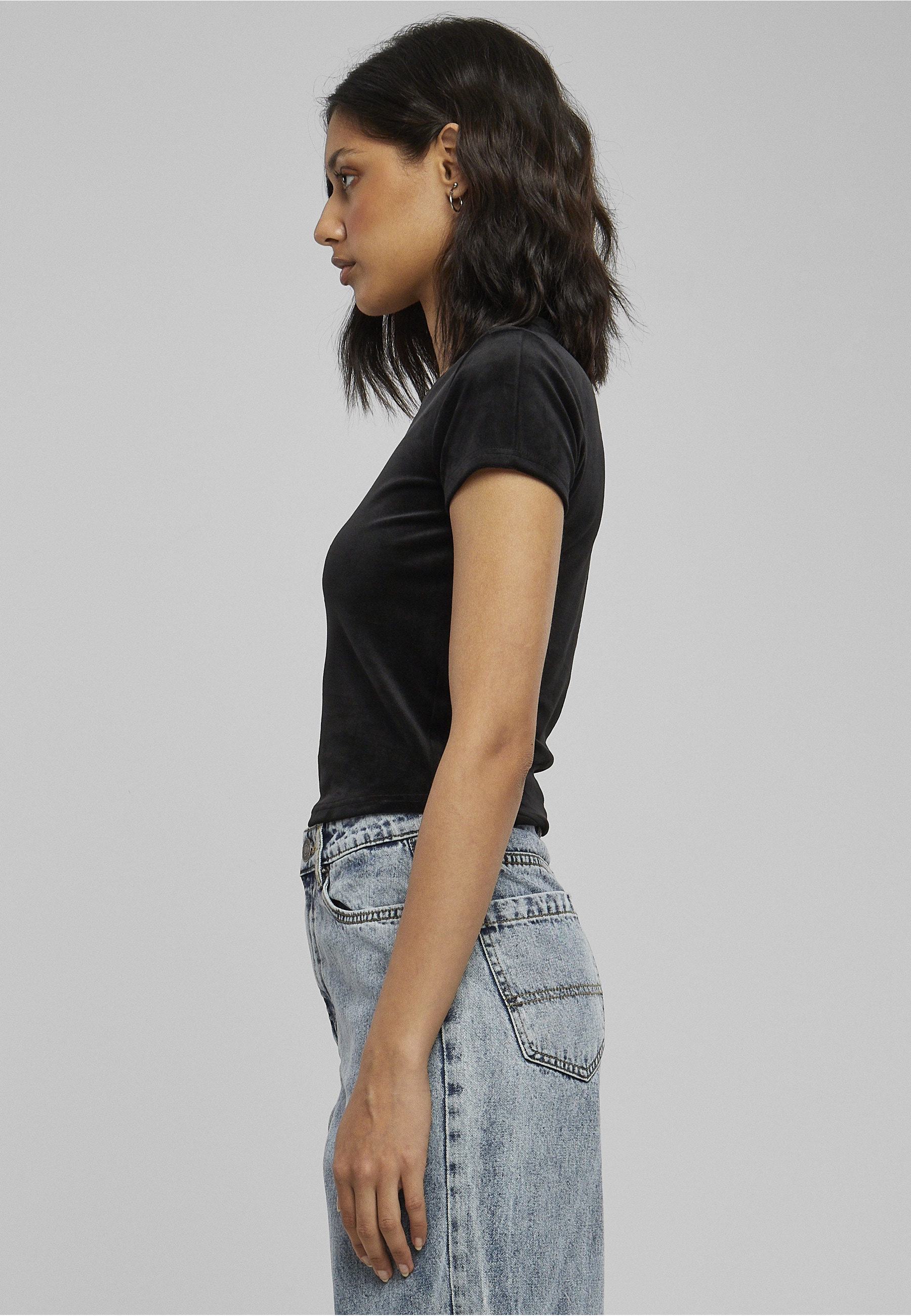 URBAN CLASSICS Kurzarmshirt »Urban Classics Damen Ladies Short Velvet Tee« 1 Stk.