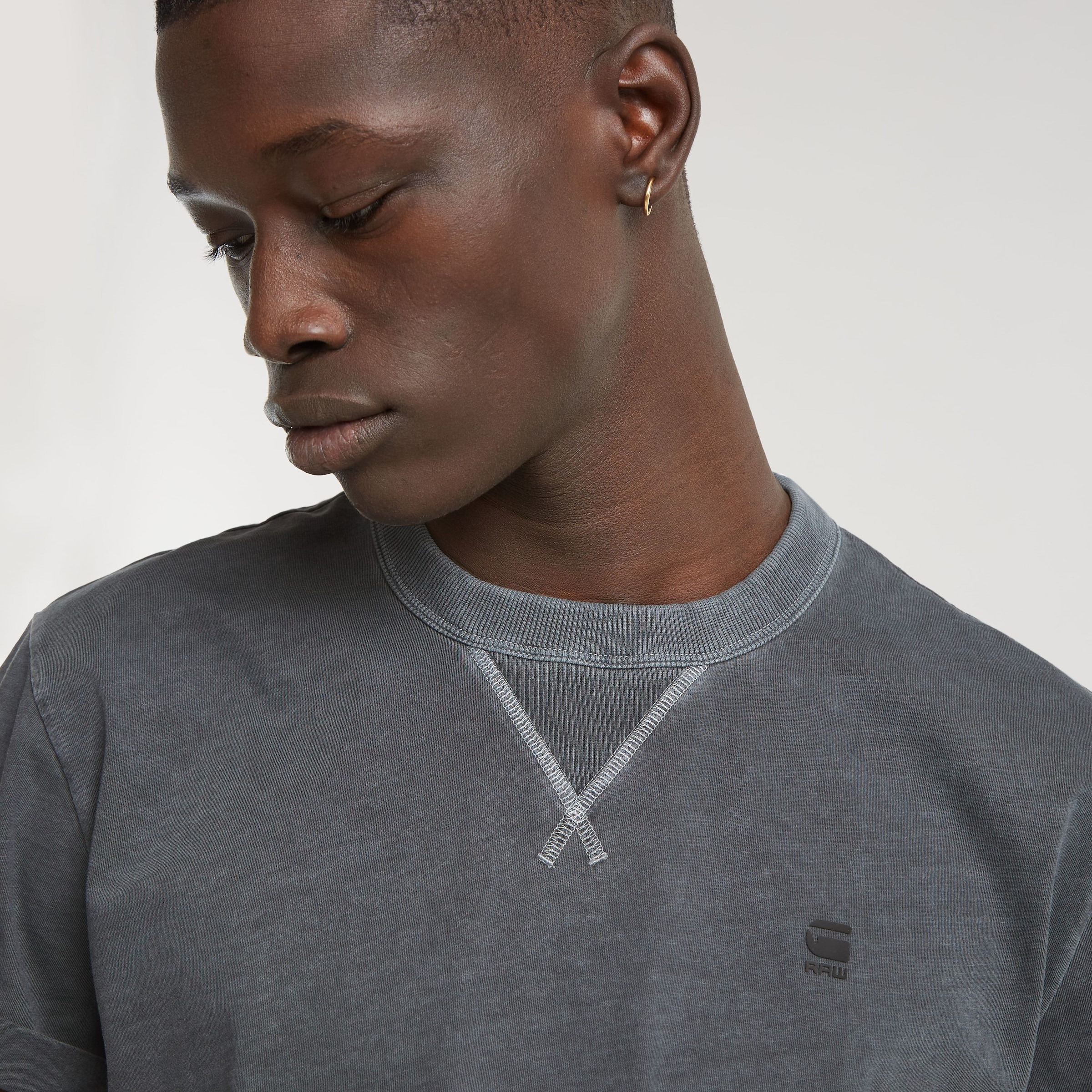 G-STAR T-Shirt »Nifous«, Rundhals, mit Rippeinsatz