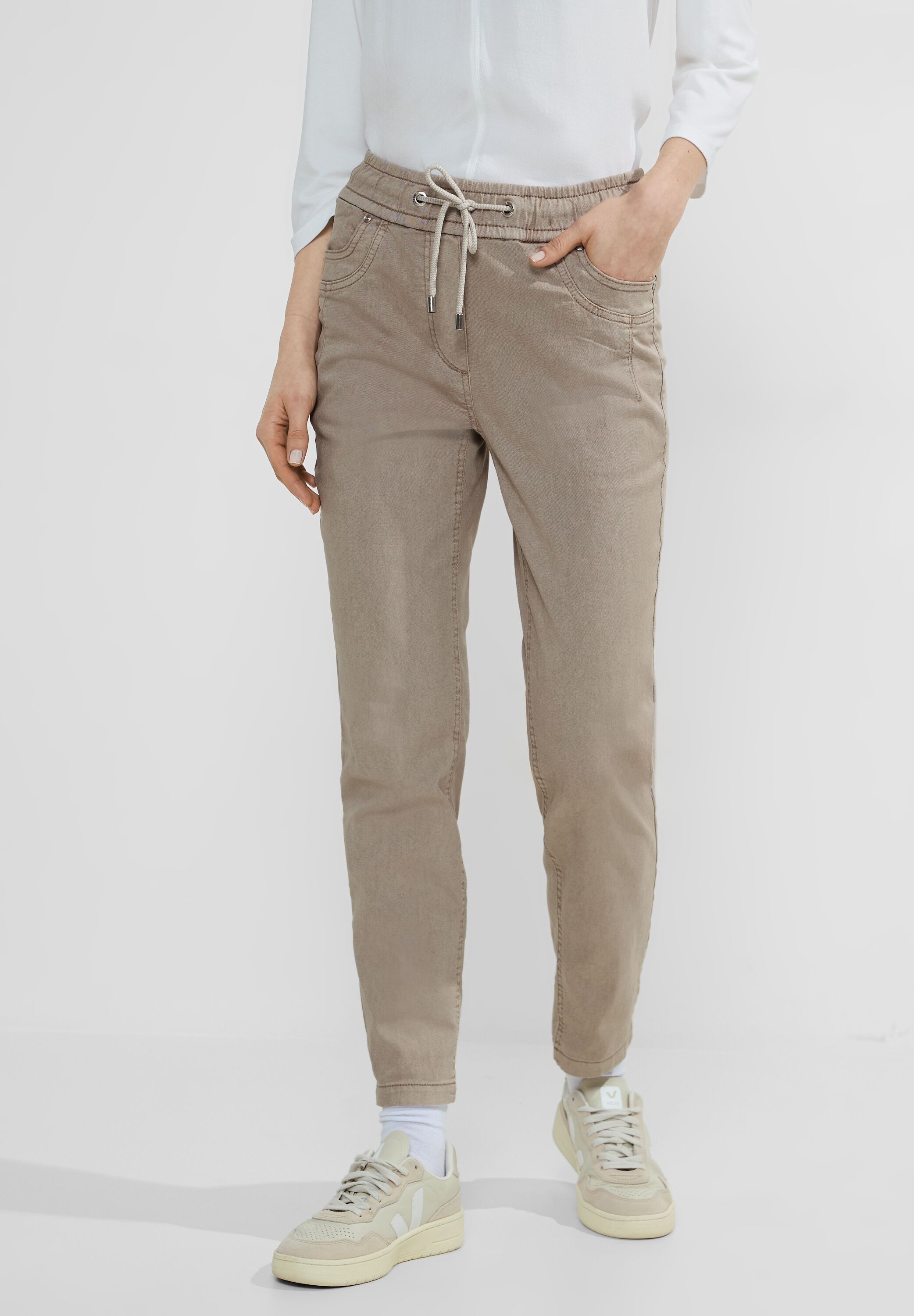 Cecil Jogger Pants, Middle Waist