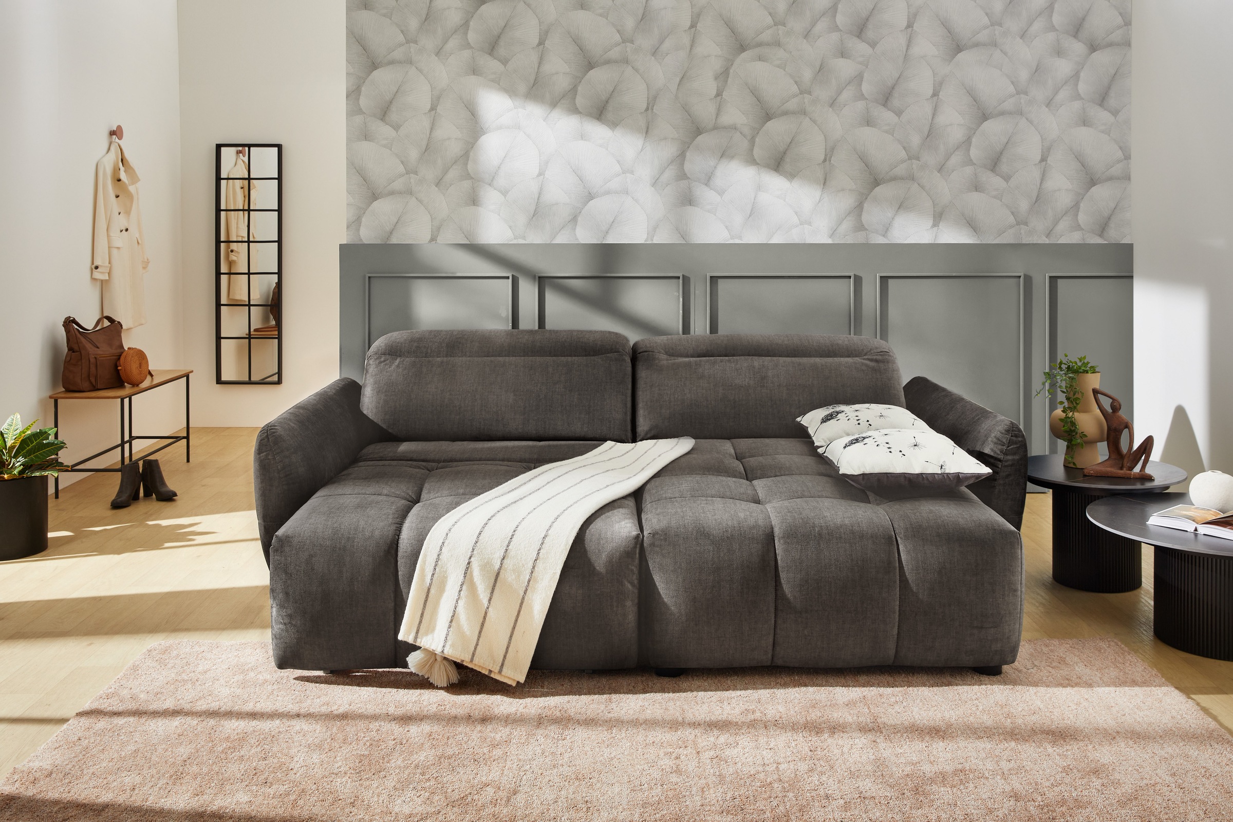 Jockenhöfer Gruppe Ecksofa »Zoom, L-Form, 140kg Belastbarkeit je Sitzplatz«, 60cm elektromotorische Sitztiefenverstellung,USB-Ladeports,Kopfstützen
