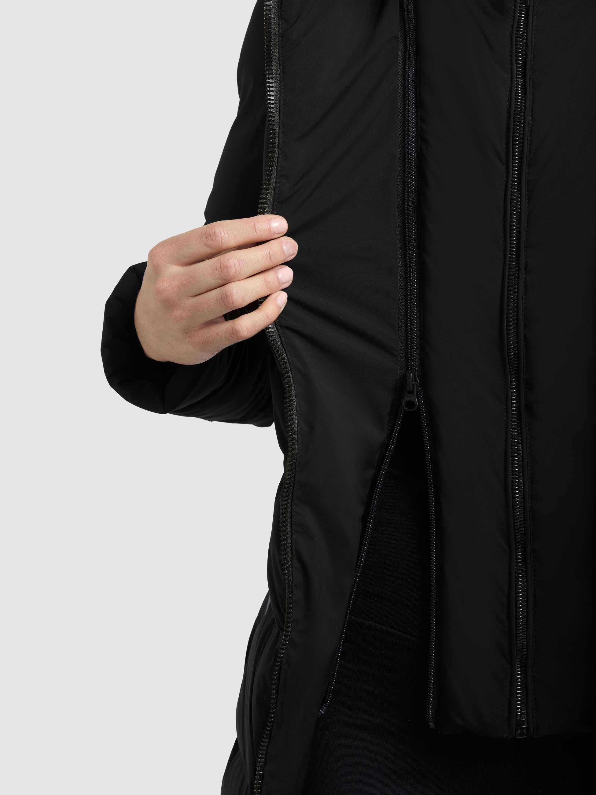 khujo Steppjacke »RABB2 - 2IN1 (EINSATZ HERAUSNEHMBAR)« mit Kapuze