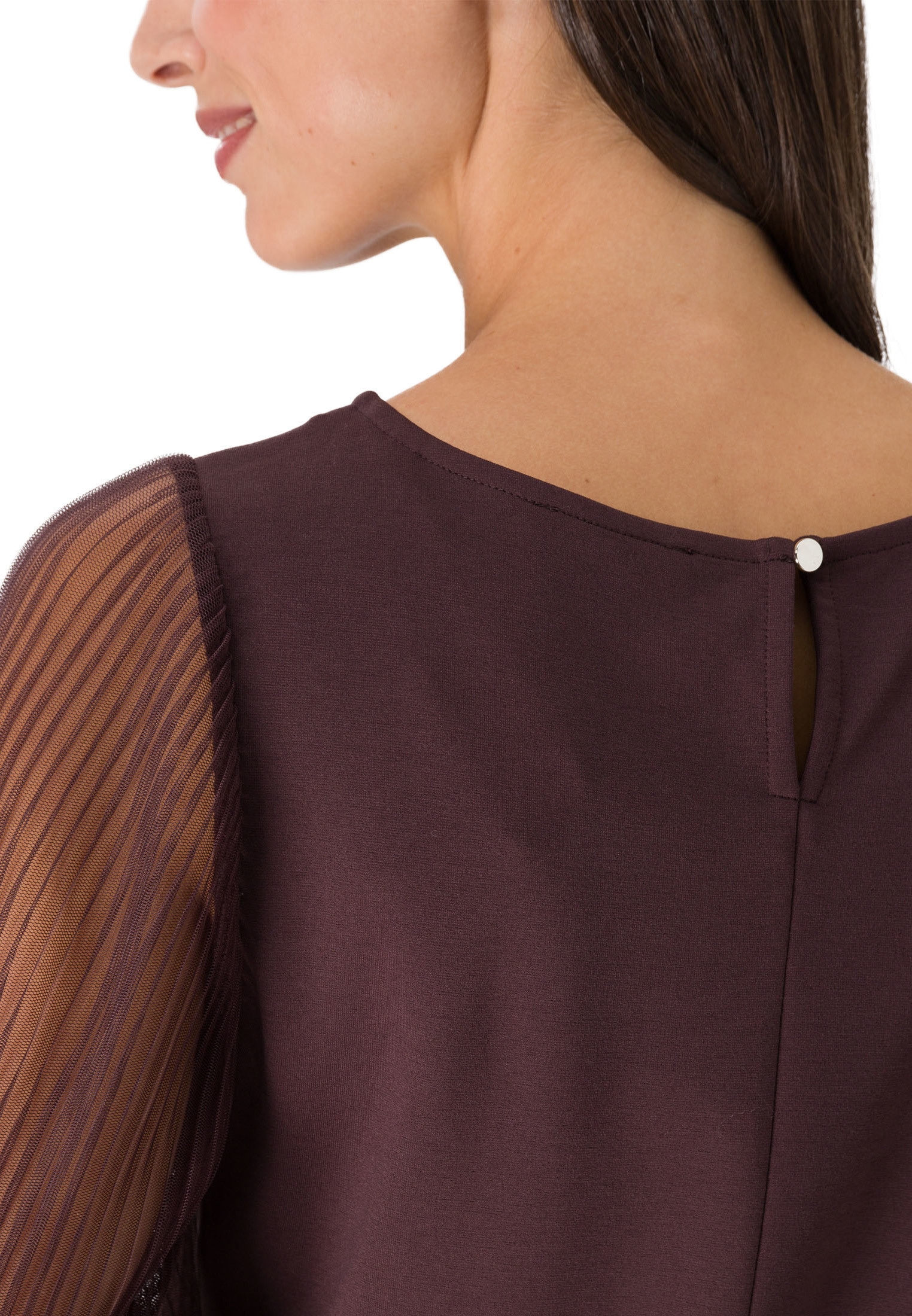 Zero Etuikleid »zero Kleid mit transparenten Ärmeln«, drapiert /gerafft